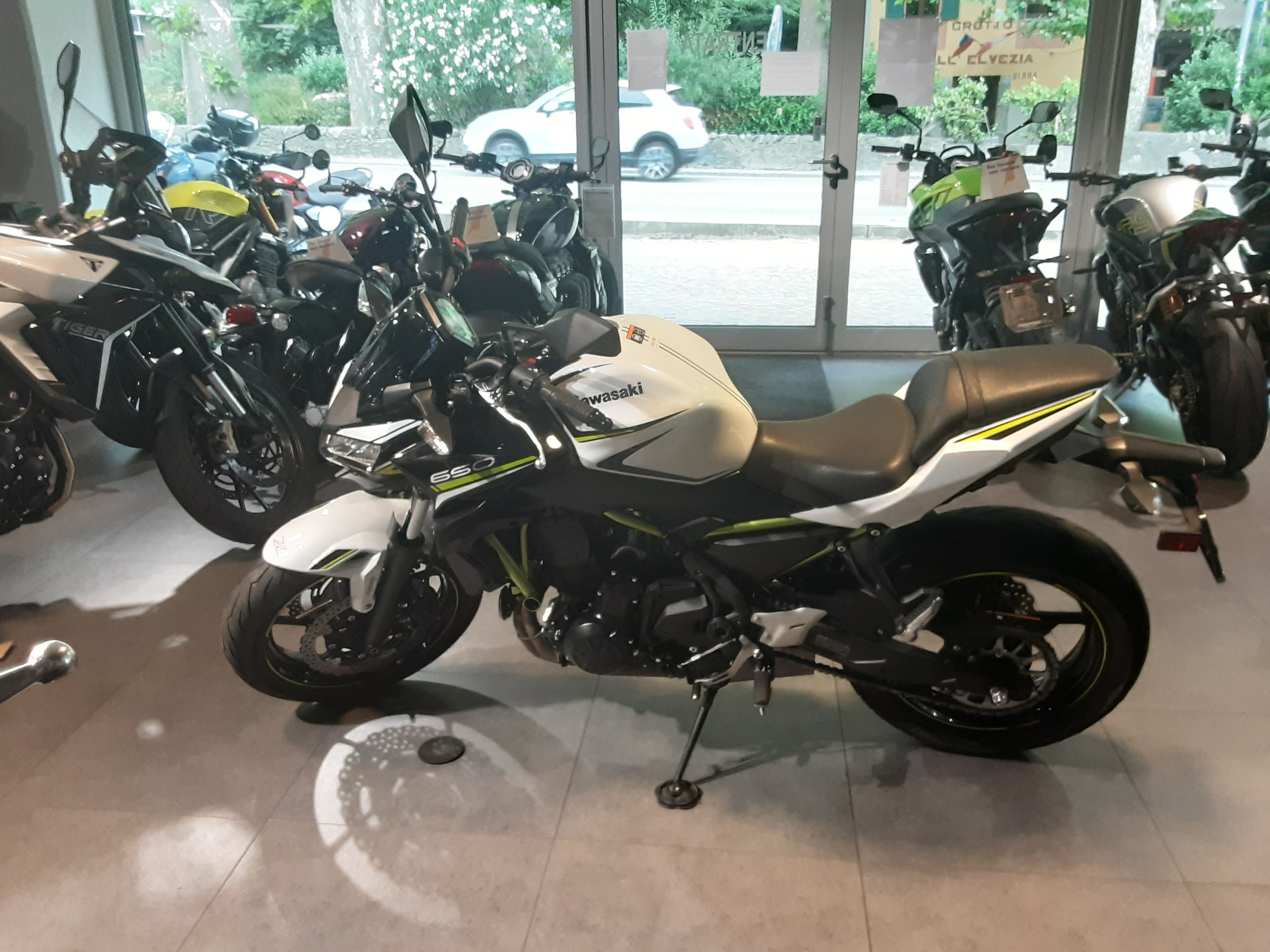 KAWASAKI Z 650 SE-image-1
