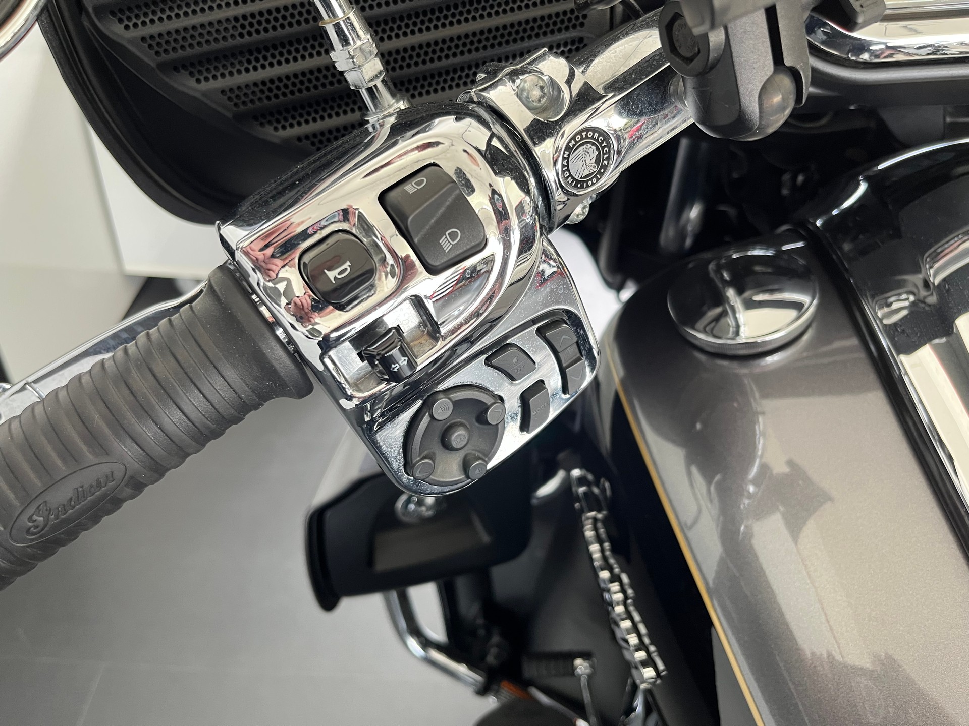 INDIAN Roadmaster-image-7
