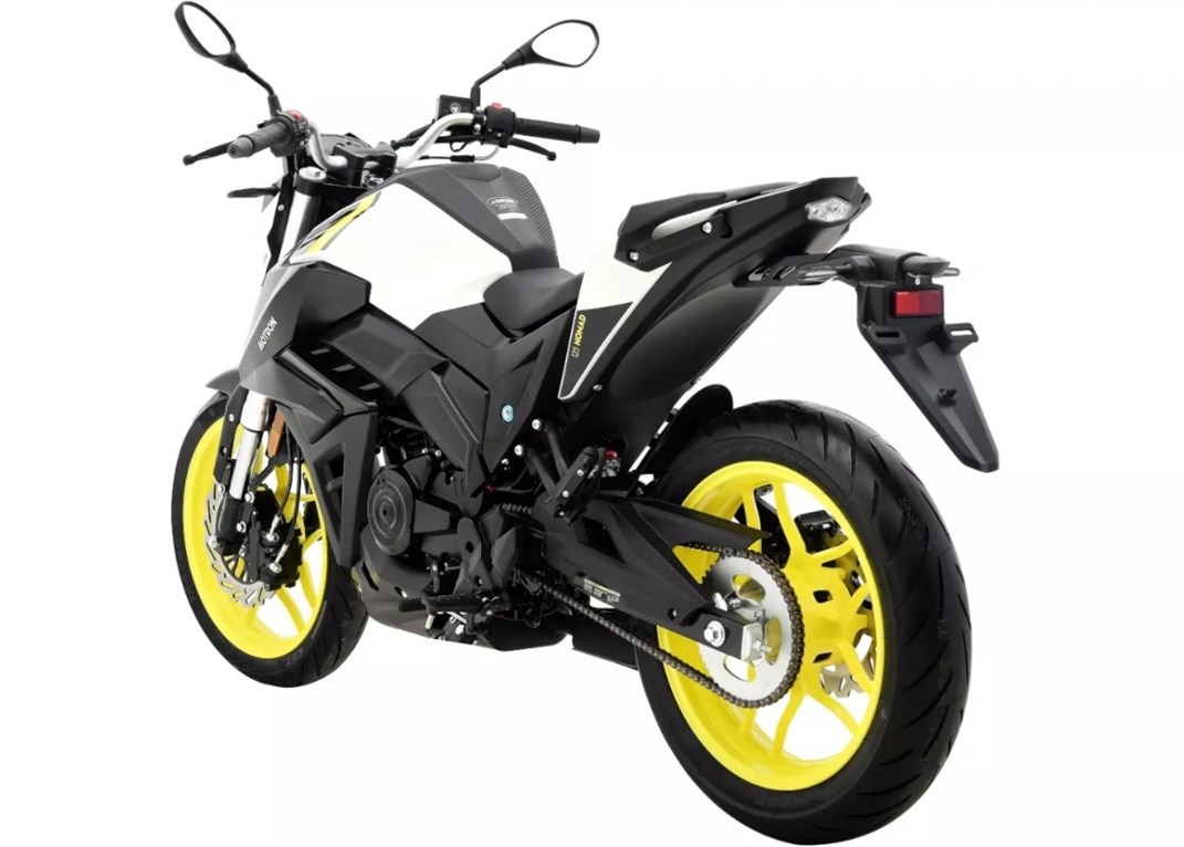 MOTRON NOMAD 125-showroom-element-3