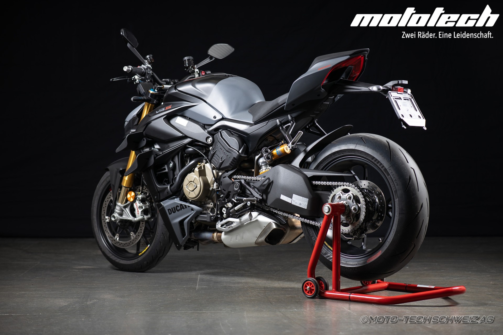 DUCATI Streetfighter V4 S *GET READY Ab 3.90% Leasing*-showroom-element-3
