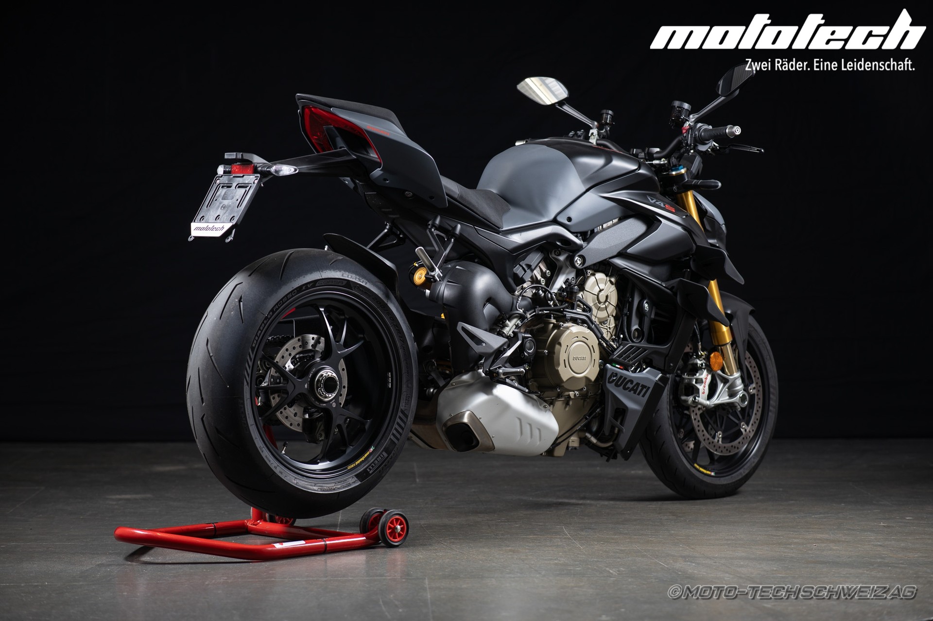 DUCATI Streetfighter V4 S *GET READY Ab 3.90% Leasing*-showroom-element-2