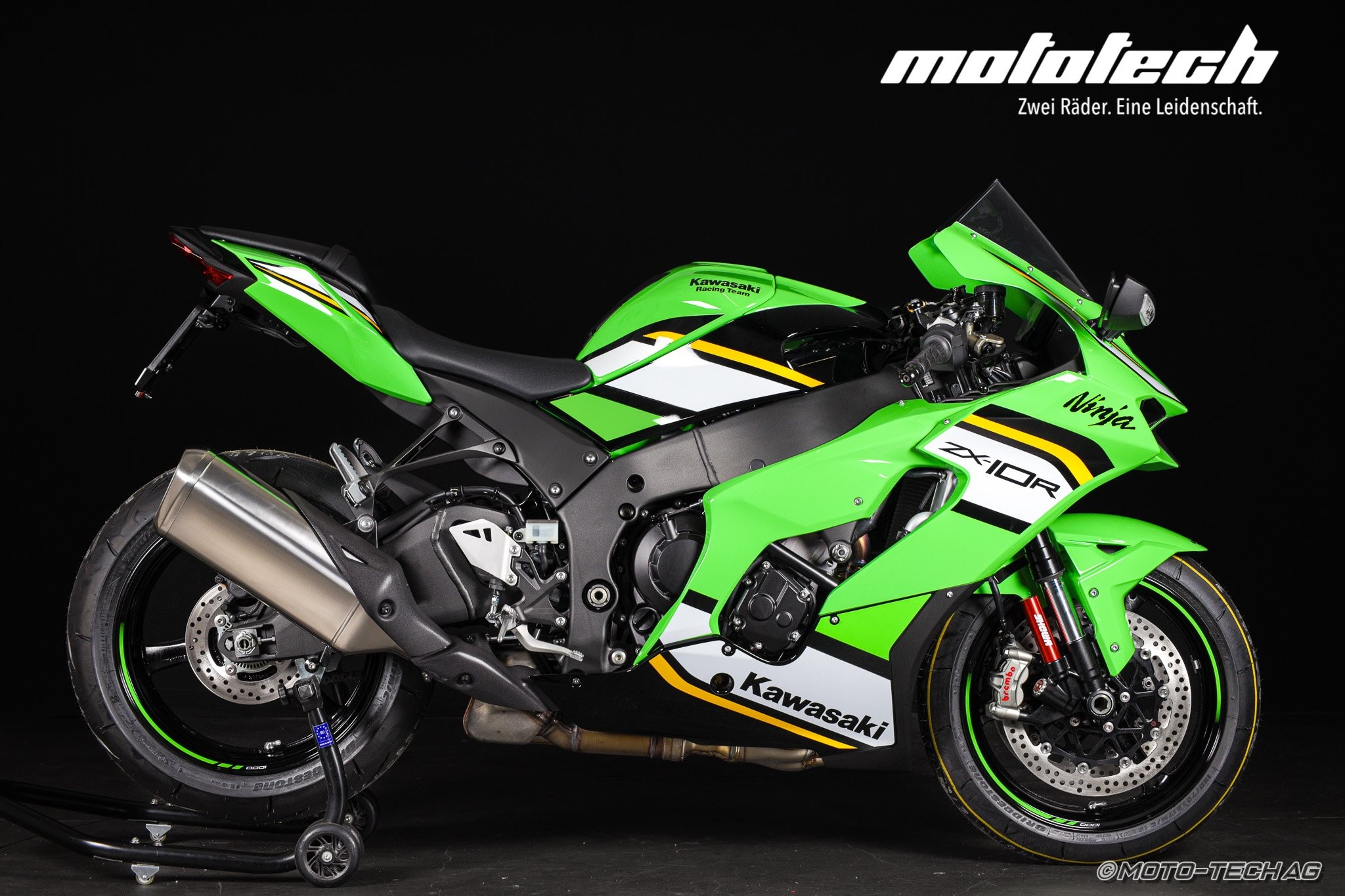 ももティン　1028 KAWASAKI NINJA ZX-10R - acheter un véhicule d'occasion