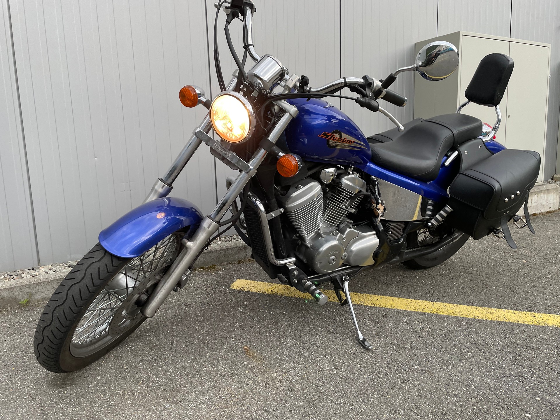 HONDA VT 600 C Shadow -35kW-showroom-element-3