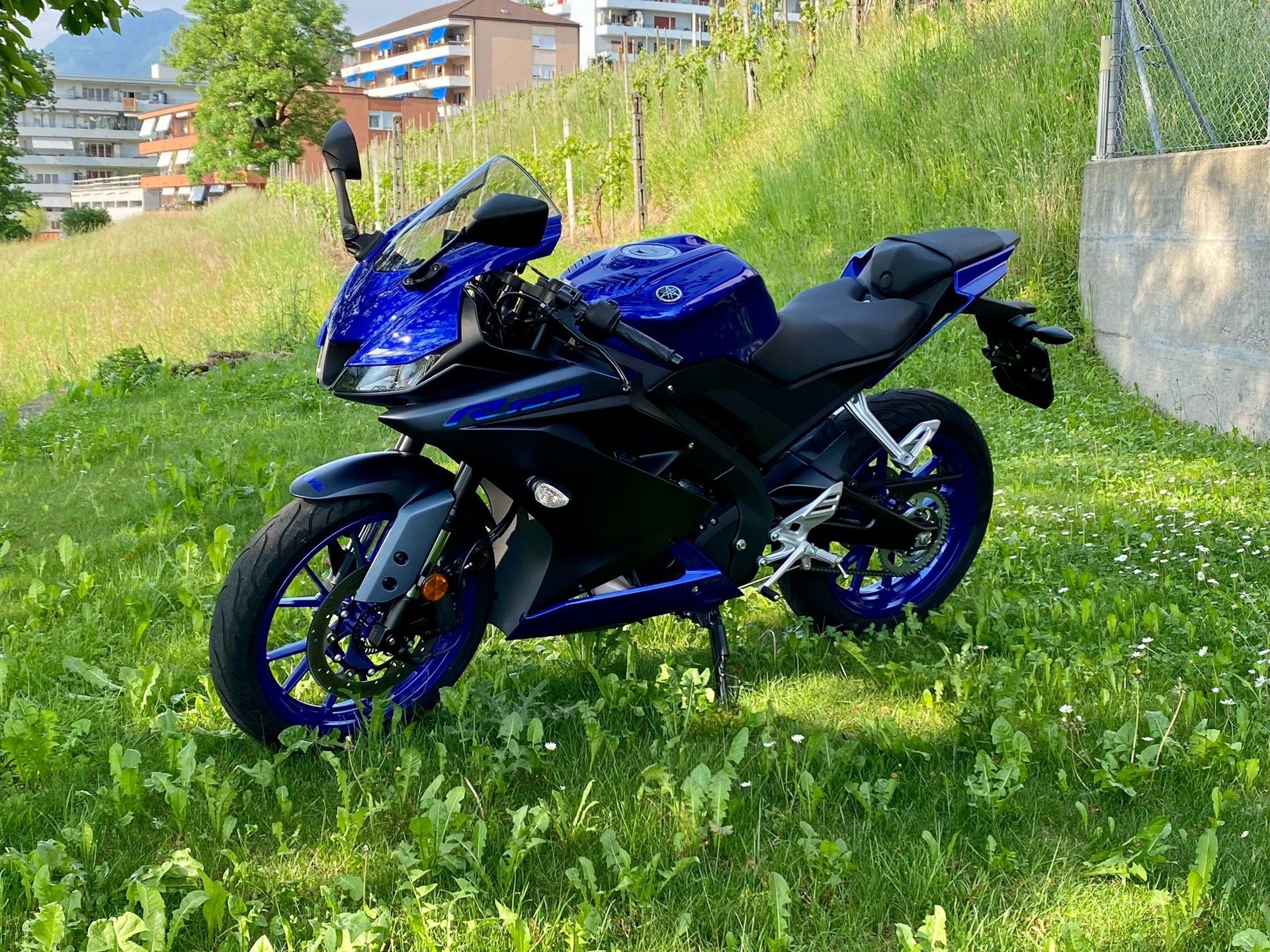 YAMAHA YZF-R 125 ABS