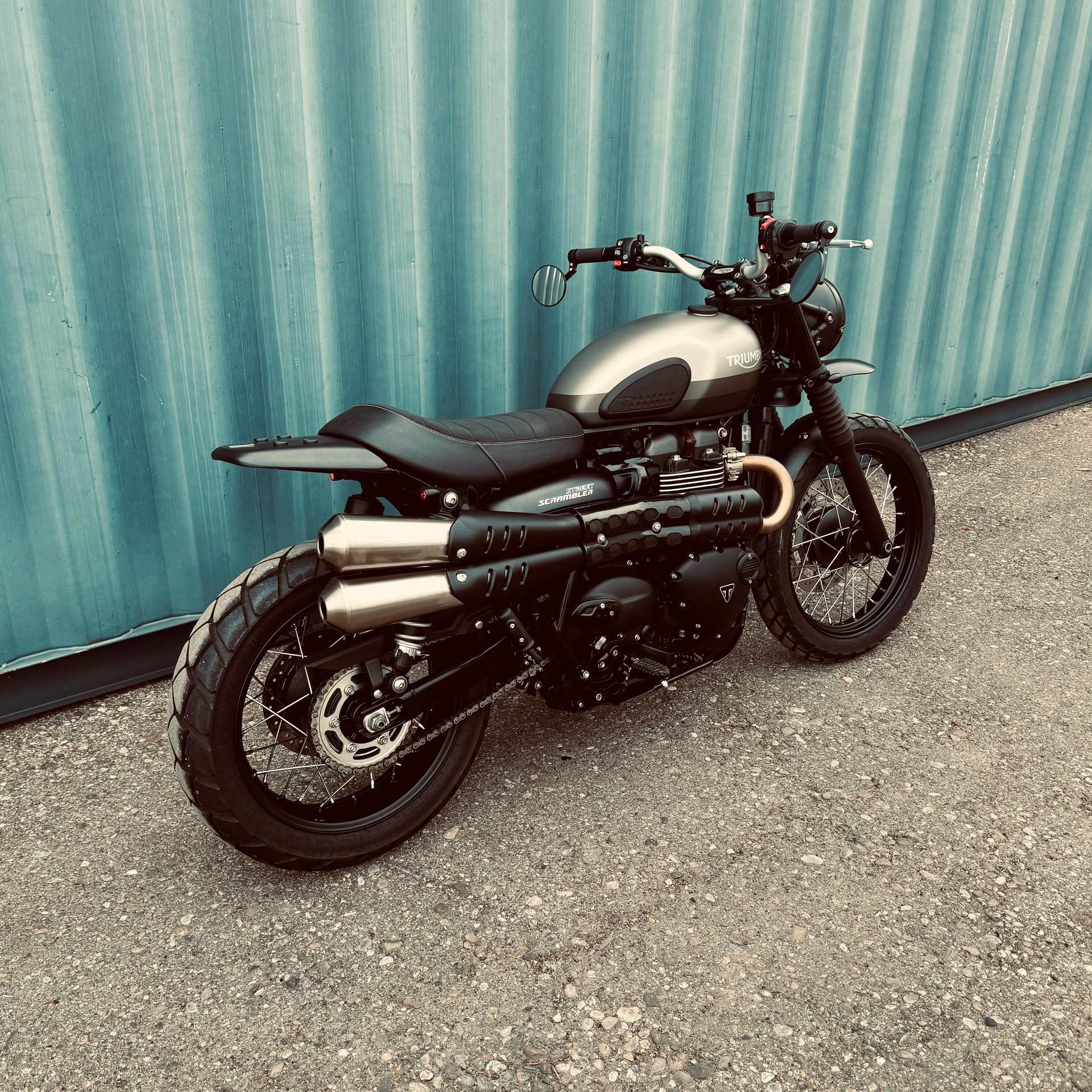 TRIUMPH Street Scrambler 900 Sandstorm (35kW)-showroom-element-3