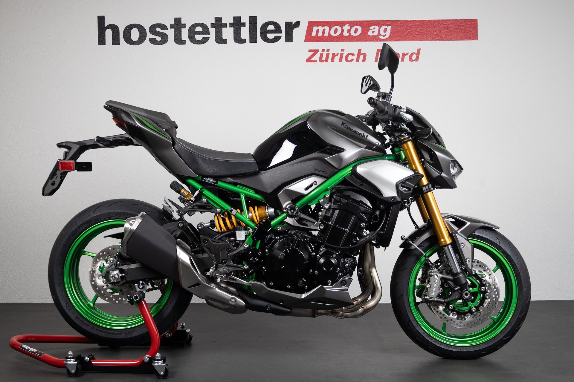 KAWASAKI Z 900 SE-showroom-element-1