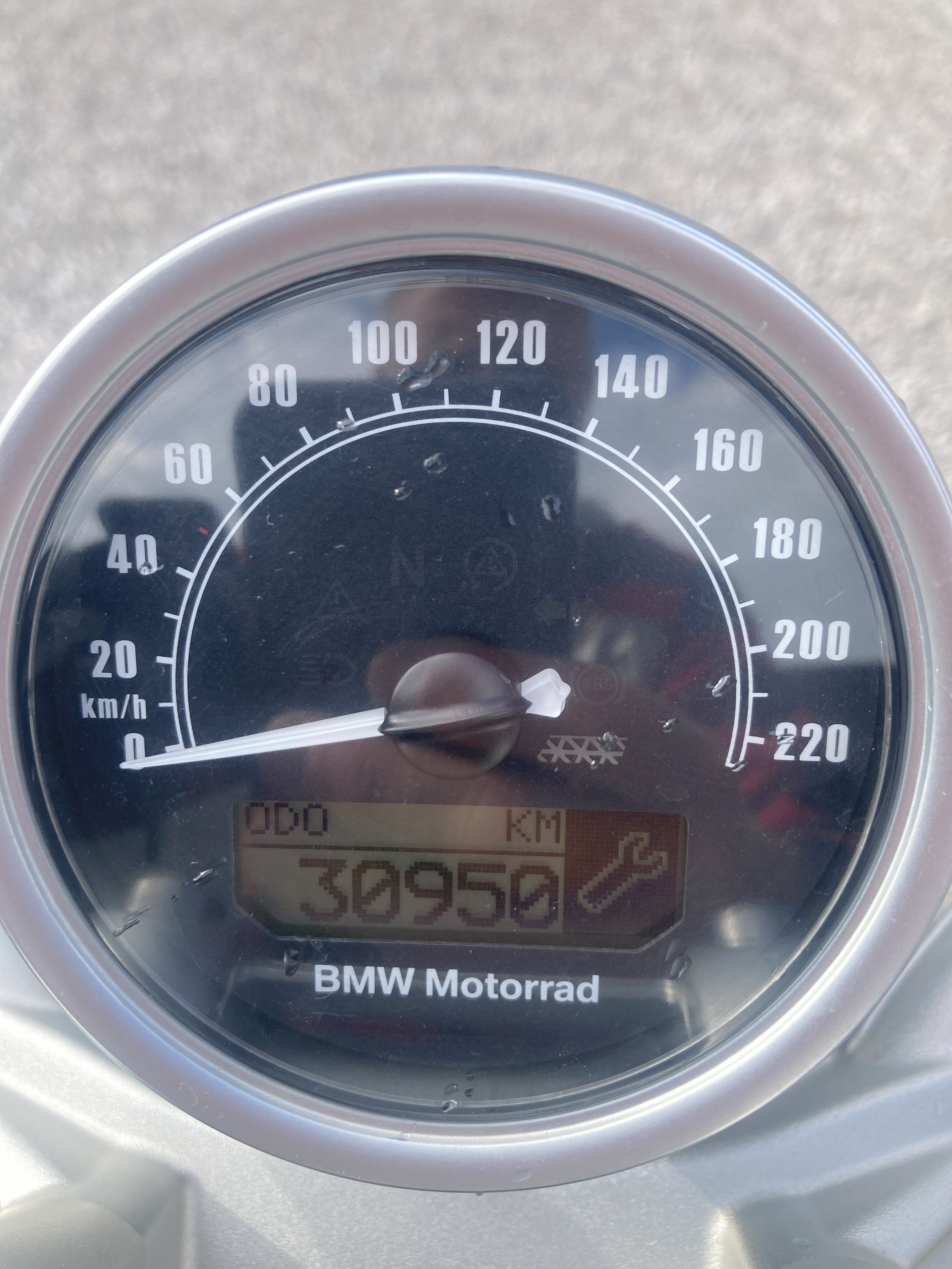 BMW R nineT Scrambler ABS-image-9