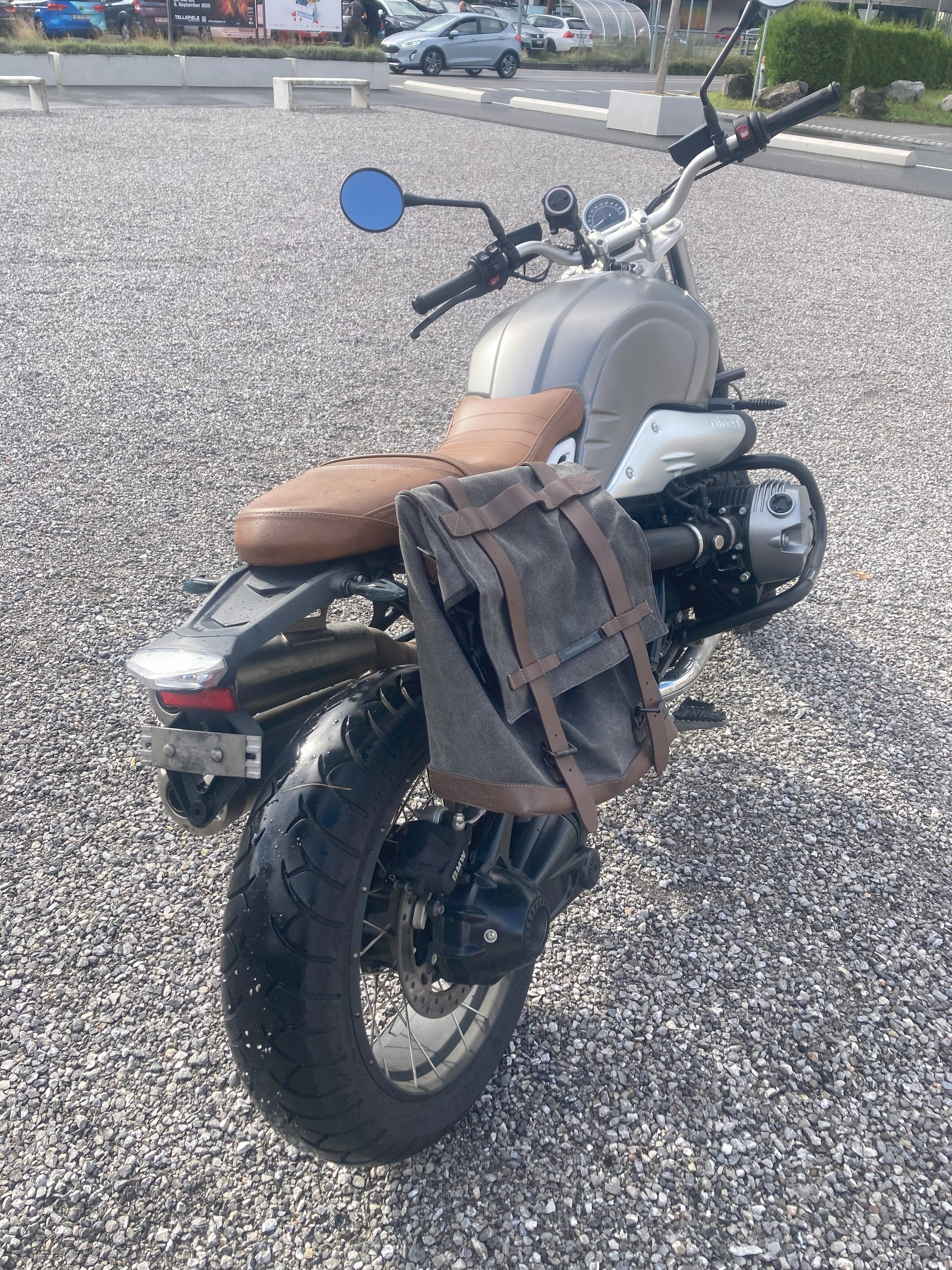 BMW R nineT Scrambler ABS-image-1