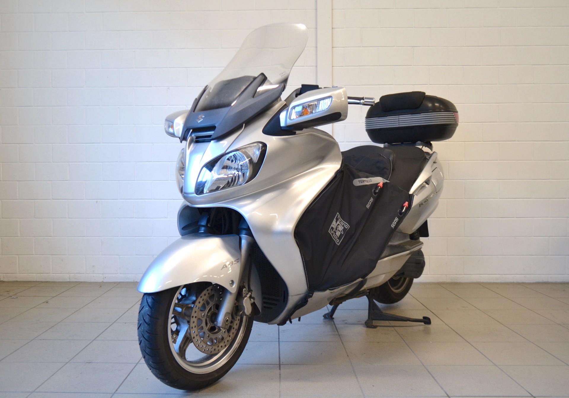 SUZUKI AN 650 ABS K5 Burgman-showroom-element-1