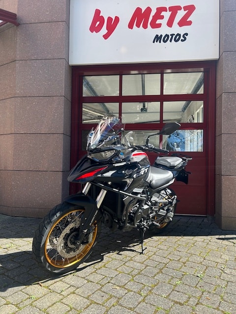 QJMOTOR SRT800SX