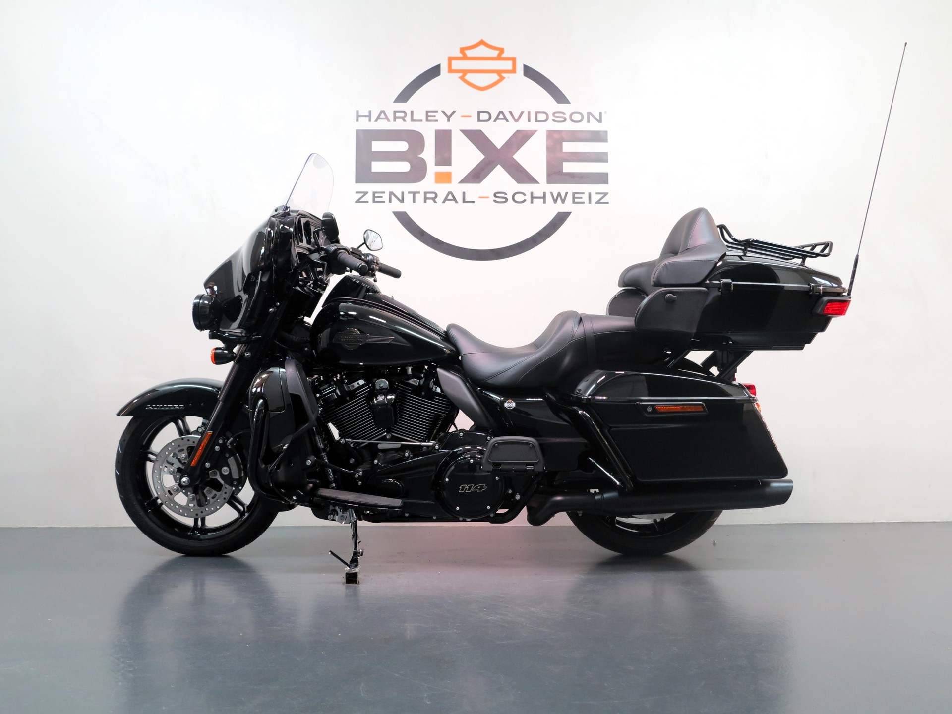 HARLEY-DAVIDSON FLHTK Electra Glide Ultra Limited 114-image-2