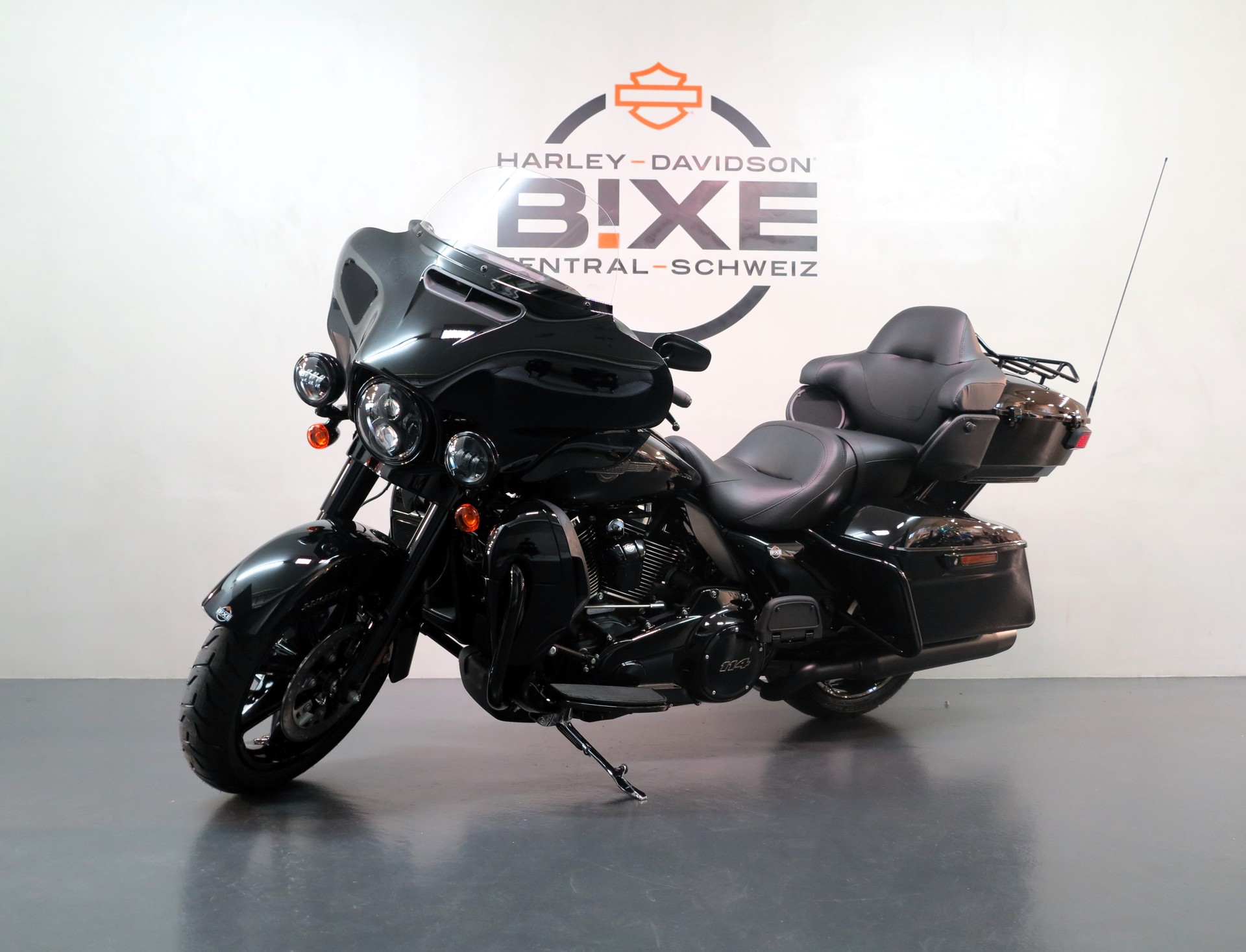 HARLEY-DAVIDSON FLHTK Electra Glide Ultra Limited 114-image-1