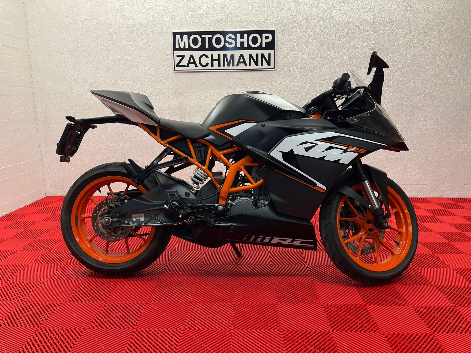 KTM RC 125 acquistare un veicolo usato MotoScout24