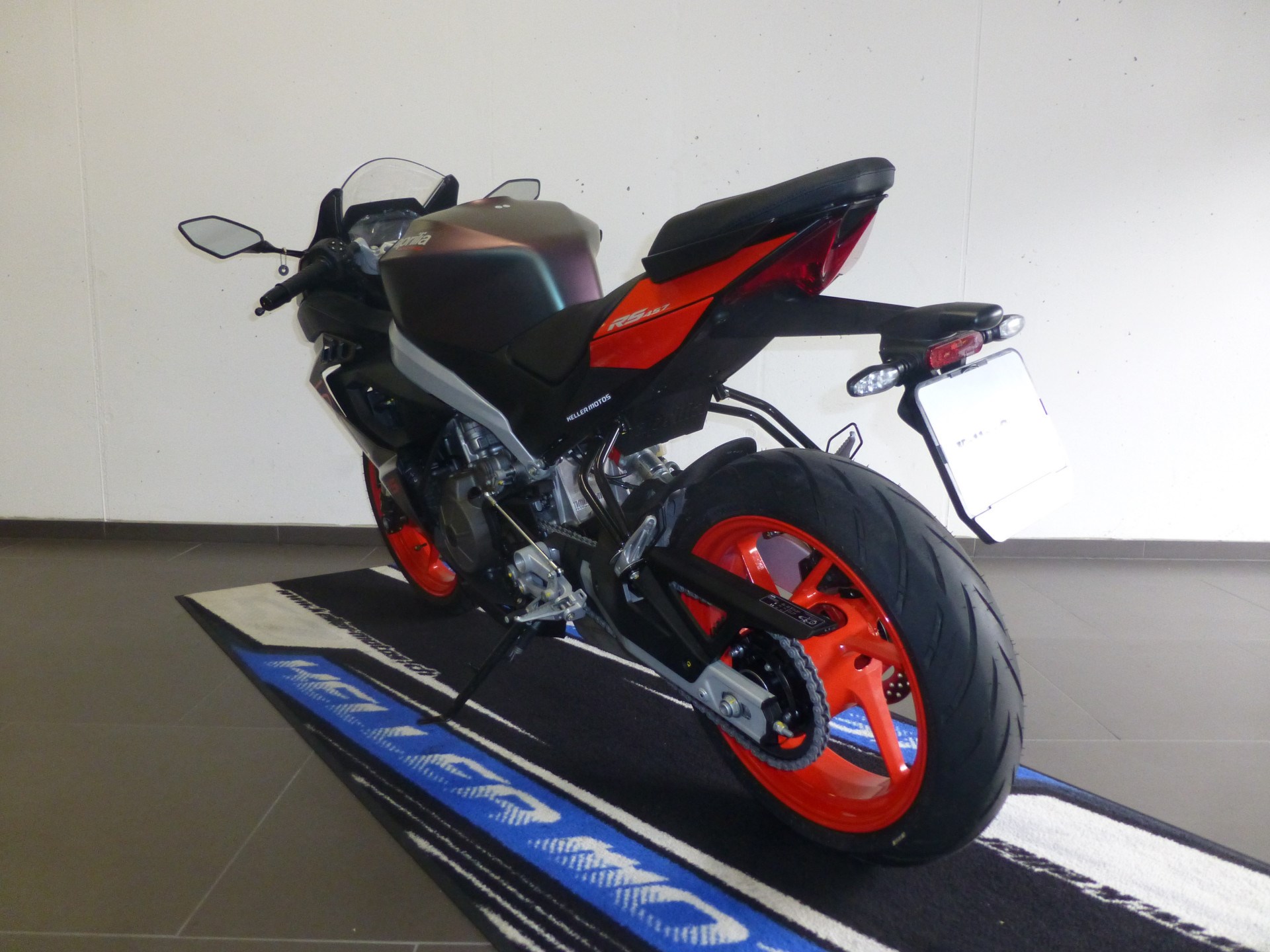 APRILIA RS 457-showroom-element-3