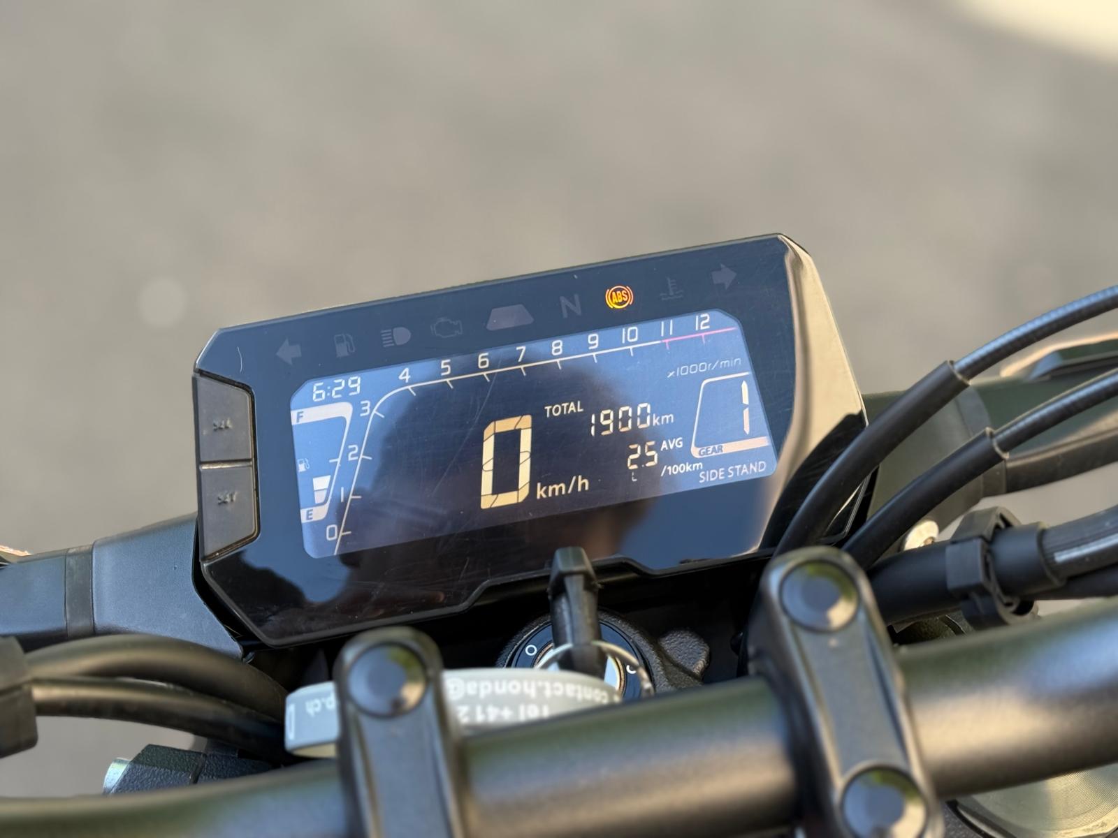HONDA CB 125 R-image-8