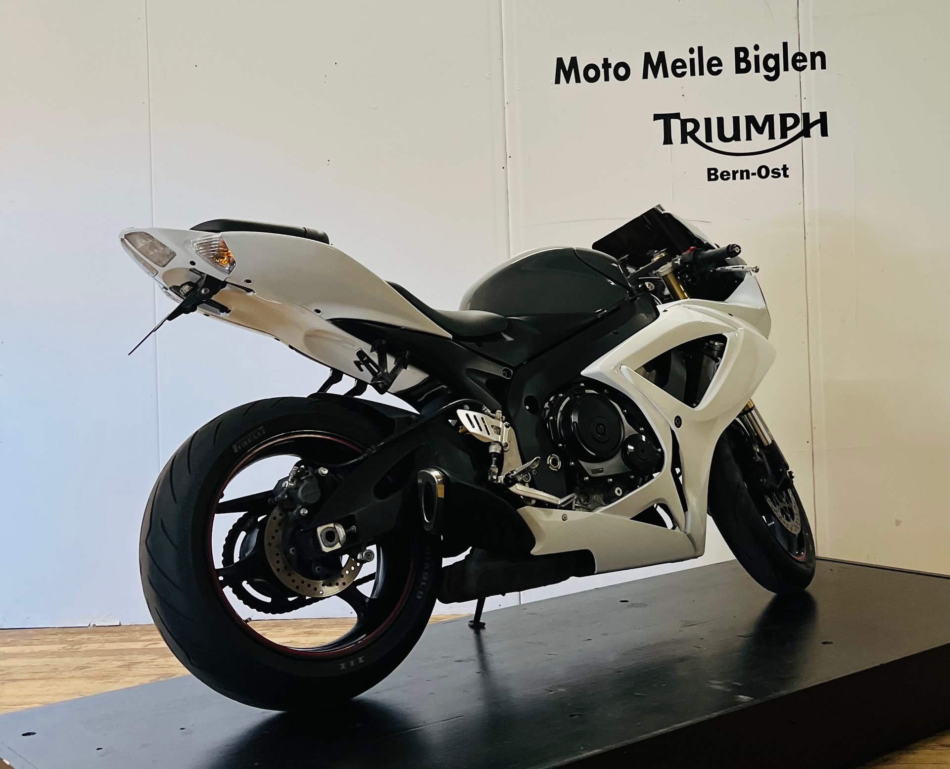 SUZUKI GSX-R 600 U K6 (25kW)-showroom-element-2