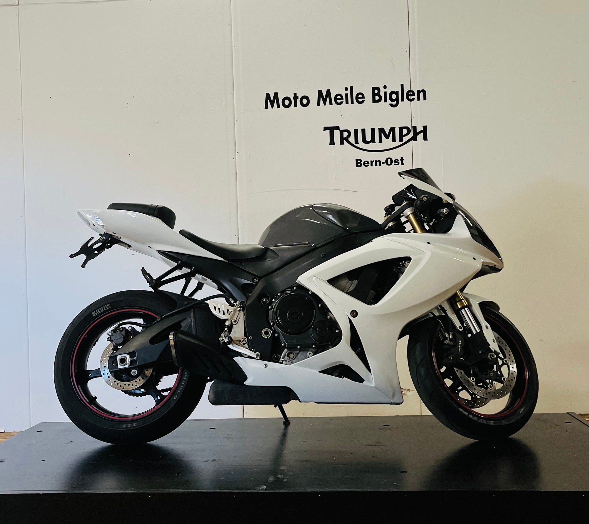 SUZUKI GSX-R 600 U K6 (25kW)-showroom-element-1