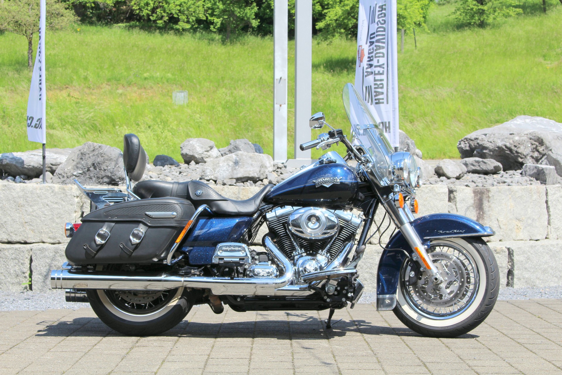 HARLEY-DAVIDSON FLHRC Road King Classic