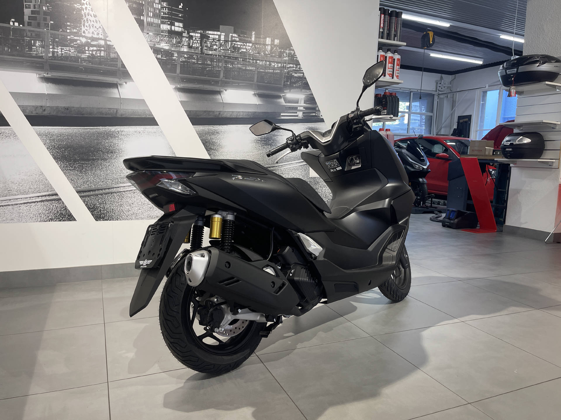 HONDA PCX 125 DX ABS-showroom-element-3