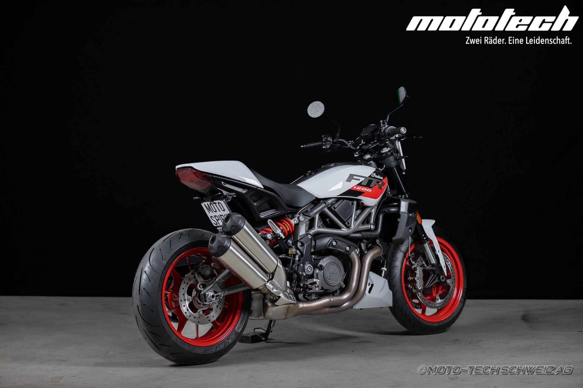 INDIAN FTR 1200 Sport-showroom-element-2