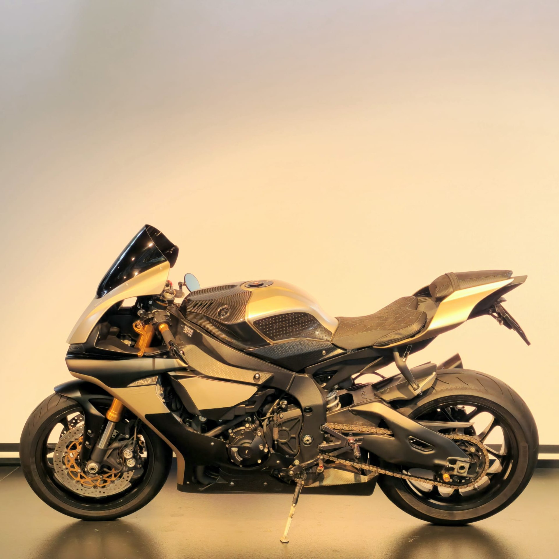 YAMAHA YZF-R1 ABS