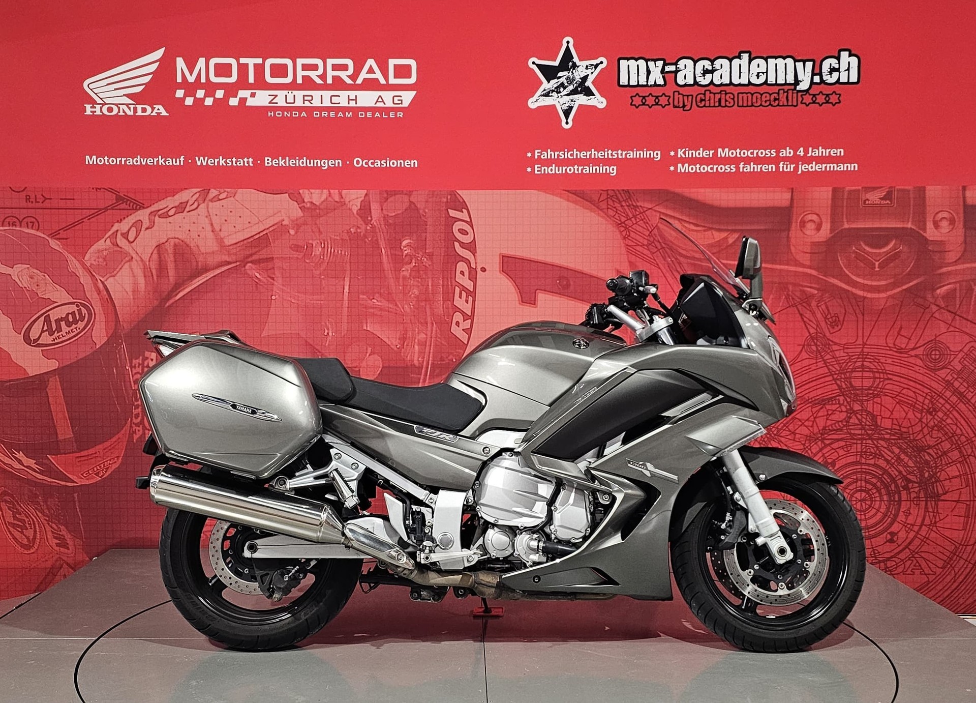 Motonova Yamaha Fjr 1300 Usate Annunci Moto E Scooter Yamaha A