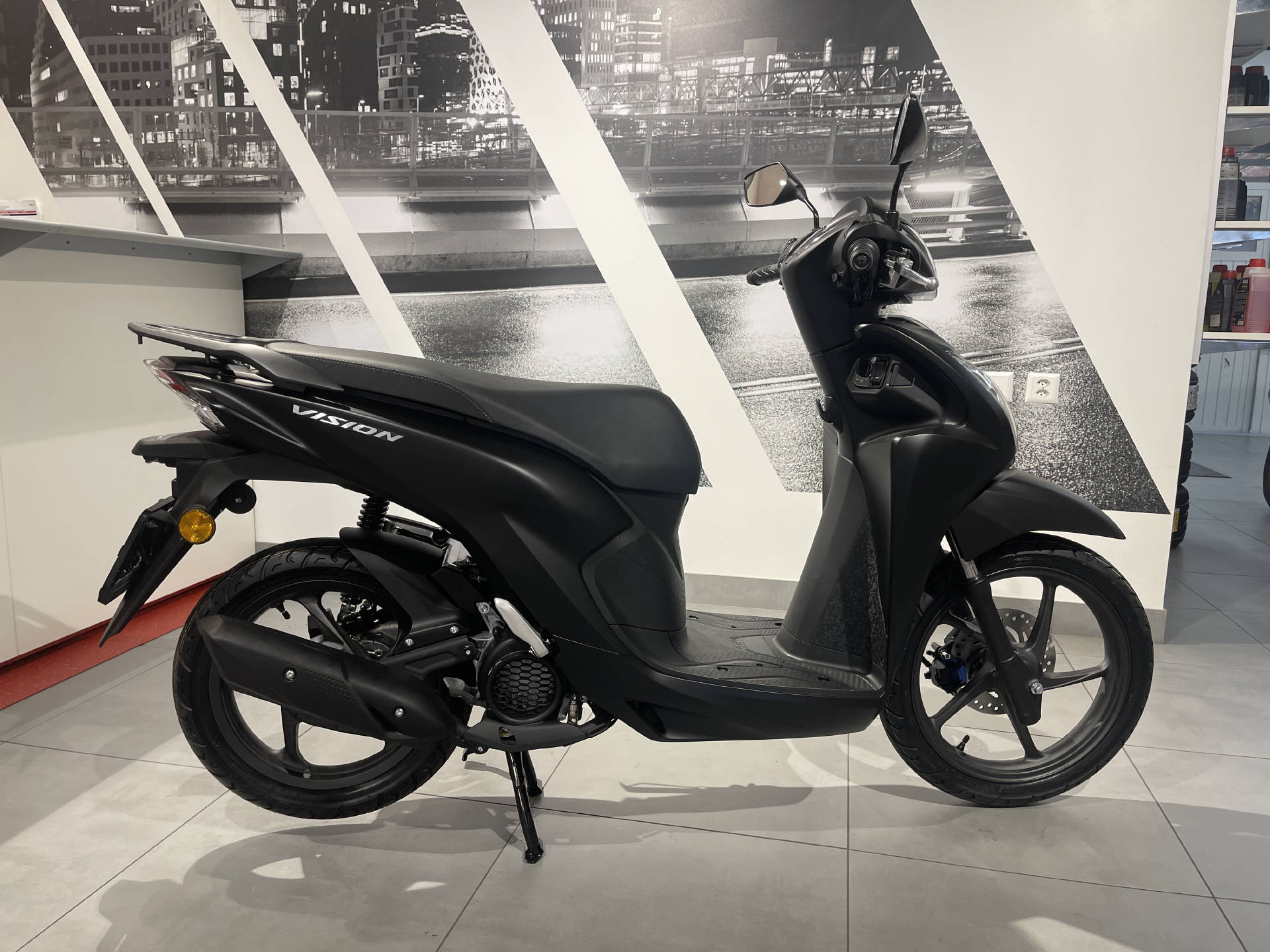 HONDA NSC Vision 110-showroom-element-3