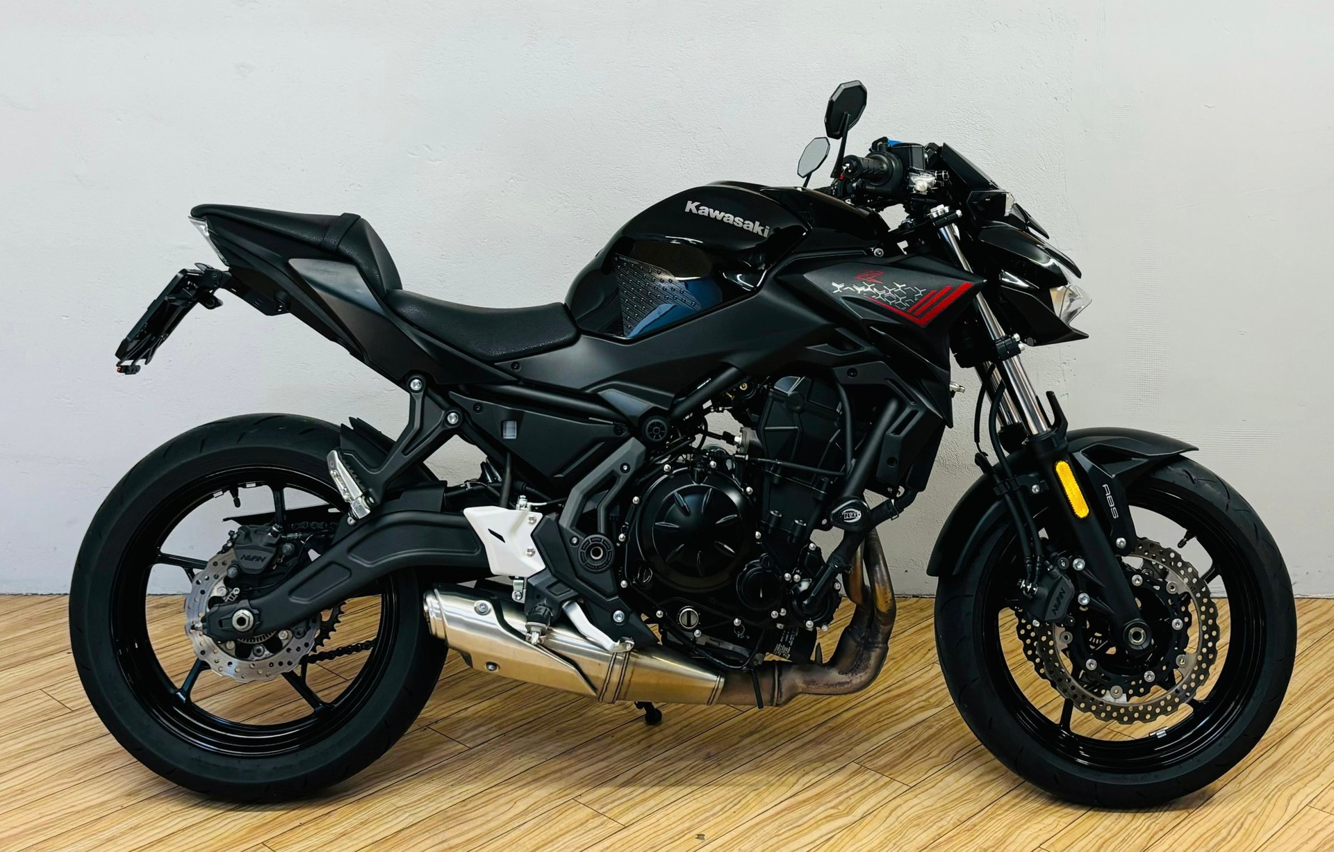 KAWASAKI Z 650 (35kW)-image-1