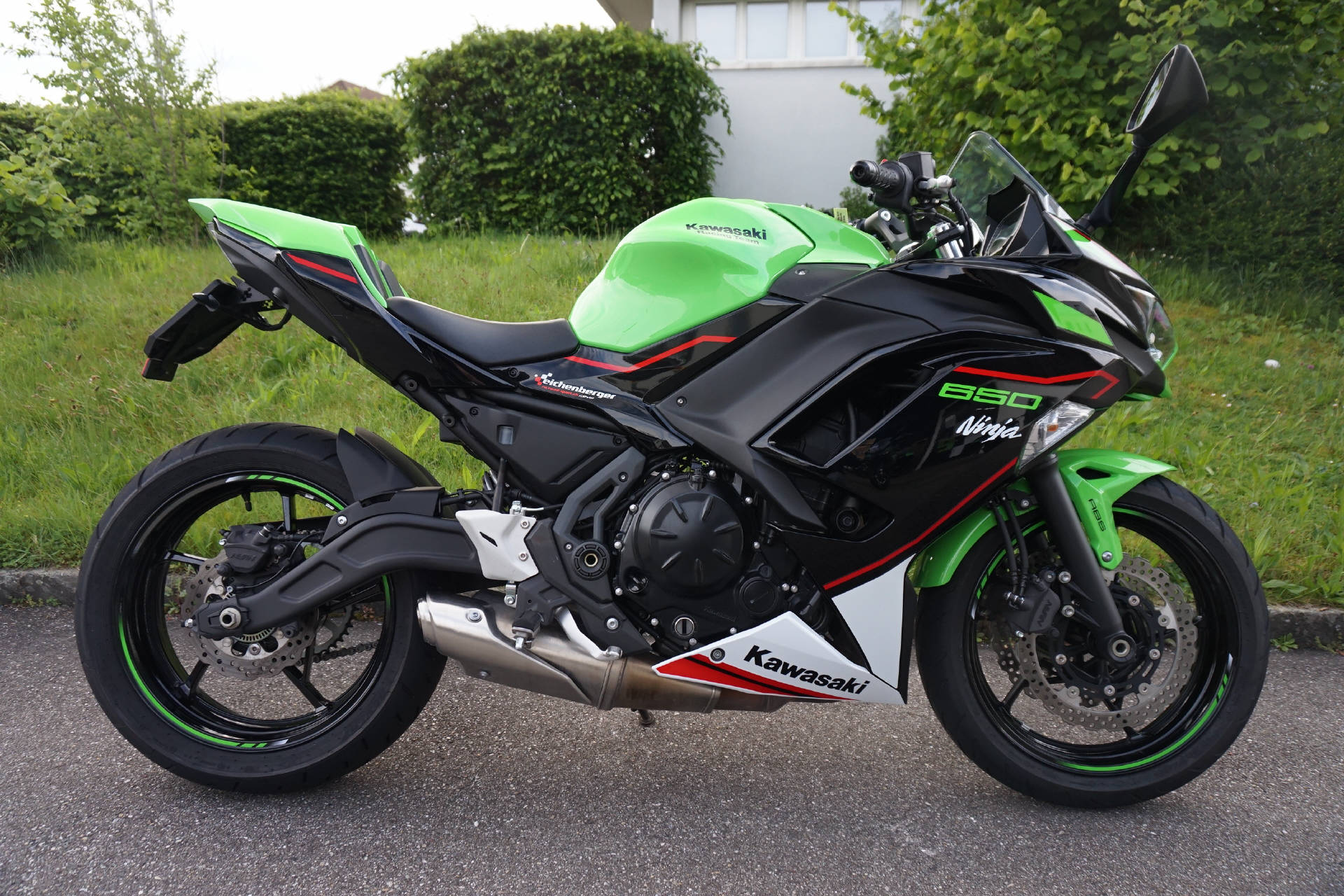 KAWASAKI KRT Edition ABS (35kW) mit Heckumbau-showroom-element-2