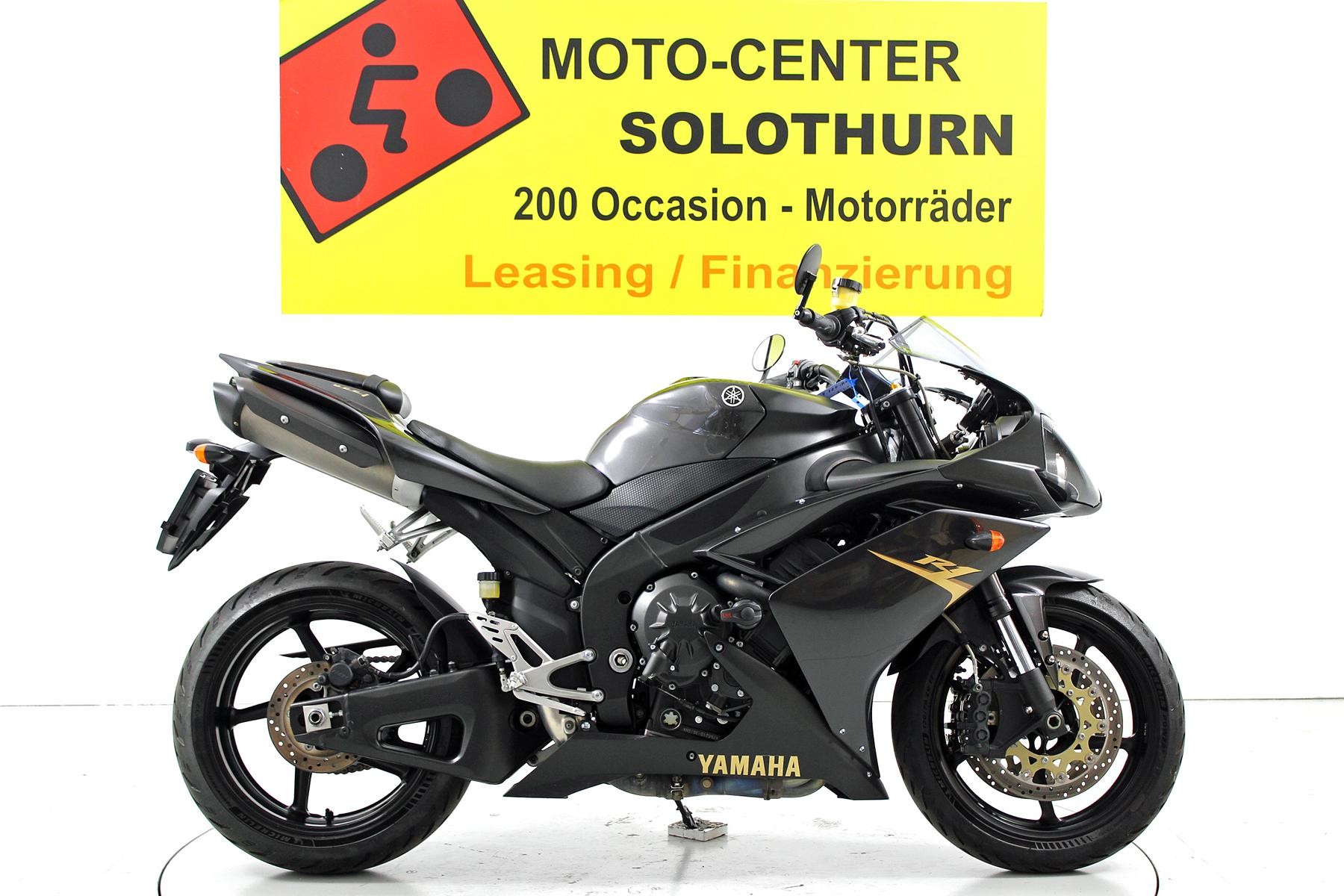 YAMAHA YZF-R1