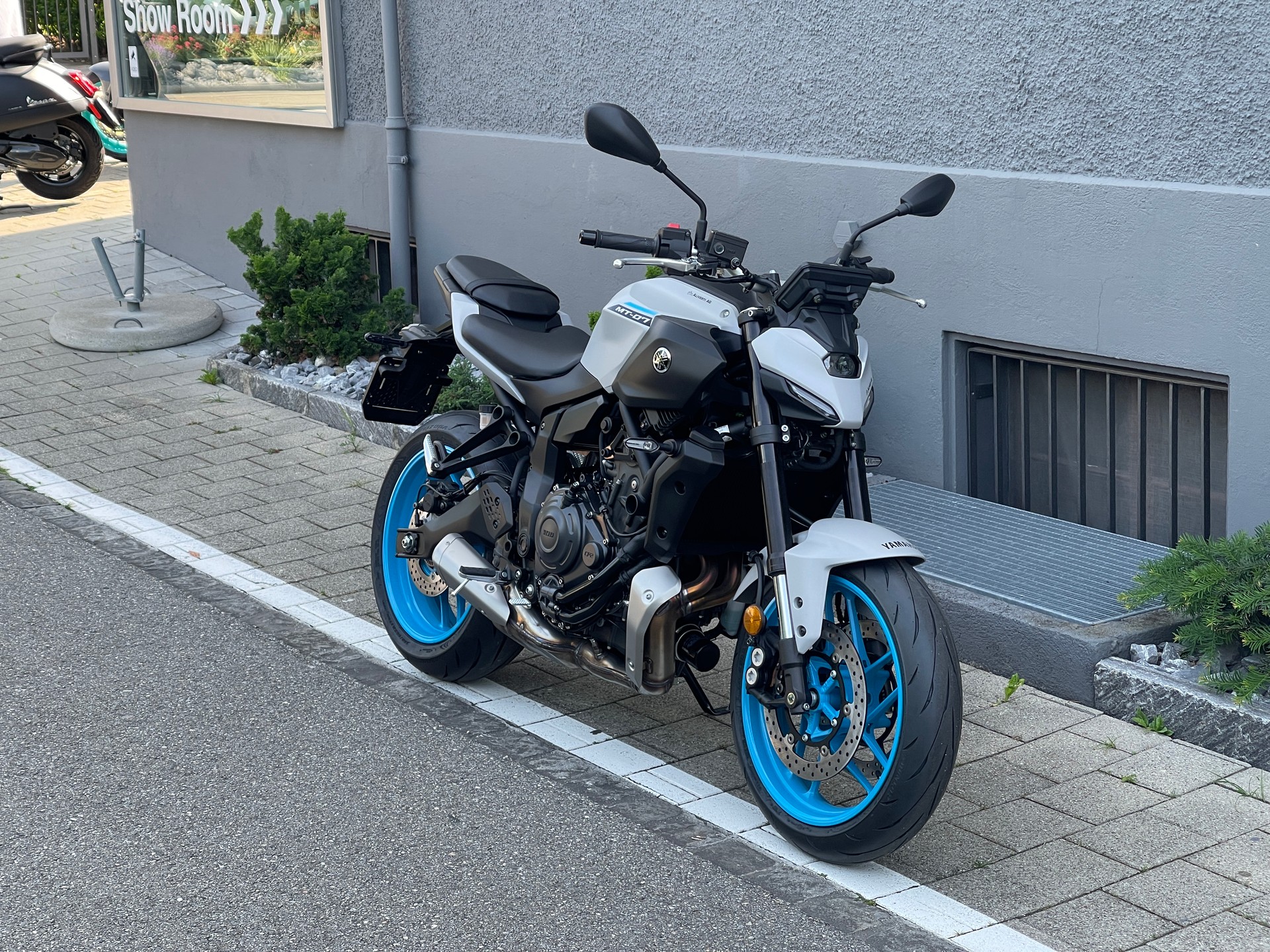 YAMAHA MT-07 (35KW) 2025-showroom-element-2