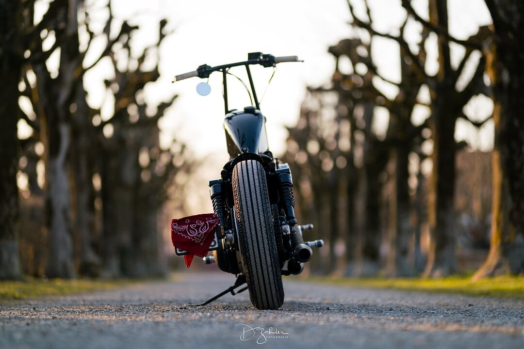 HARLEY-DAVIDSON XLH 883 HUG/LOW Sportster-showroom-element-2