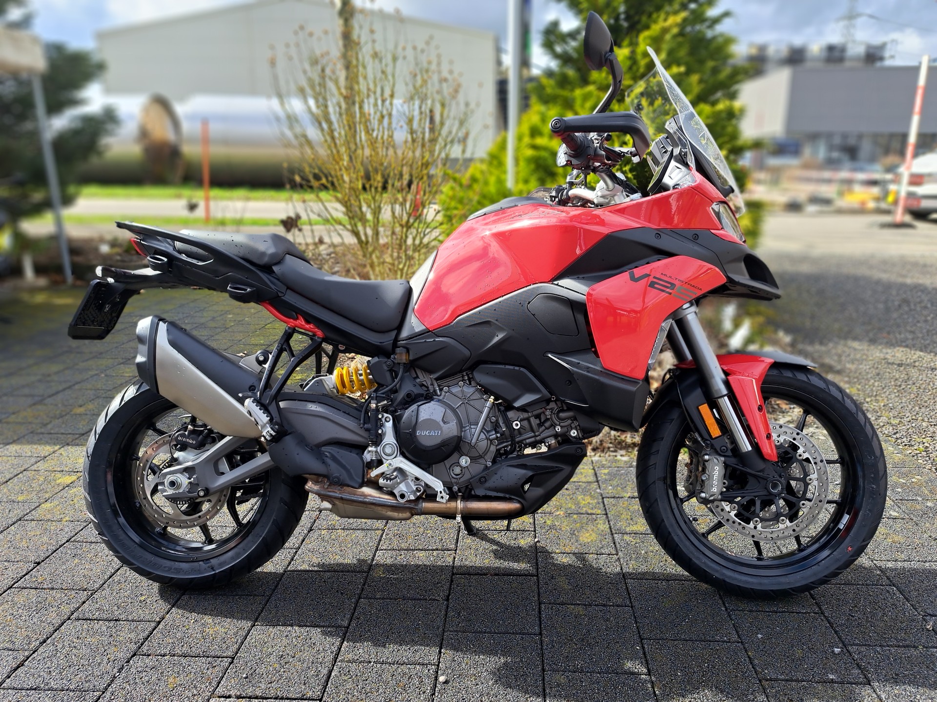 DUCATI Multistrada V2 S-image-0