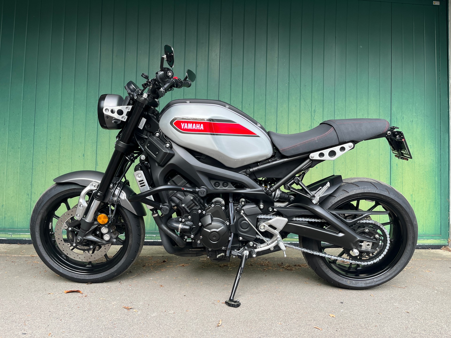 YAMAHA XSR 900