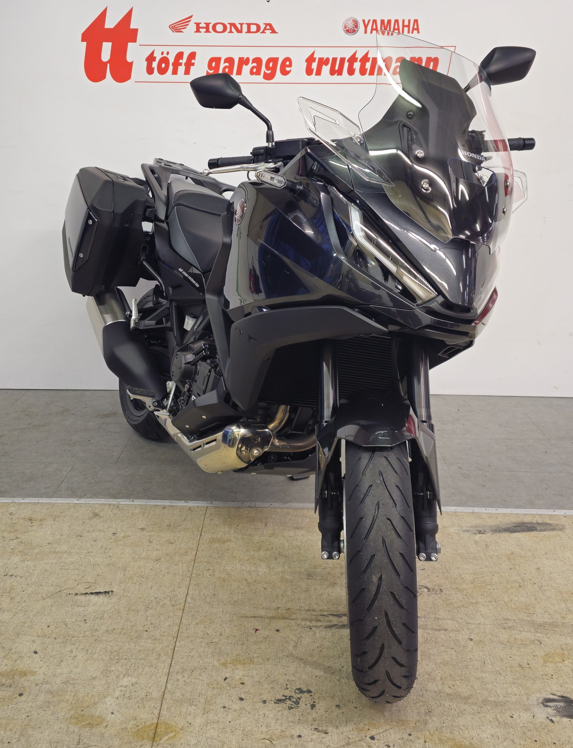 HONDA NT 1100 DCT-showroom-element-2