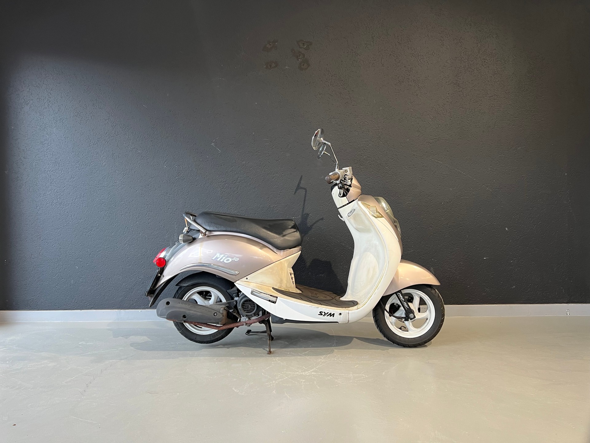 SYM 50-showroom-element-1