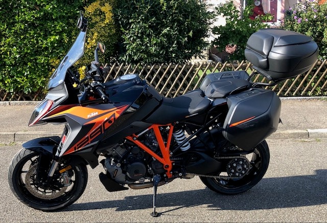 KTM 1290 Super Duke GT