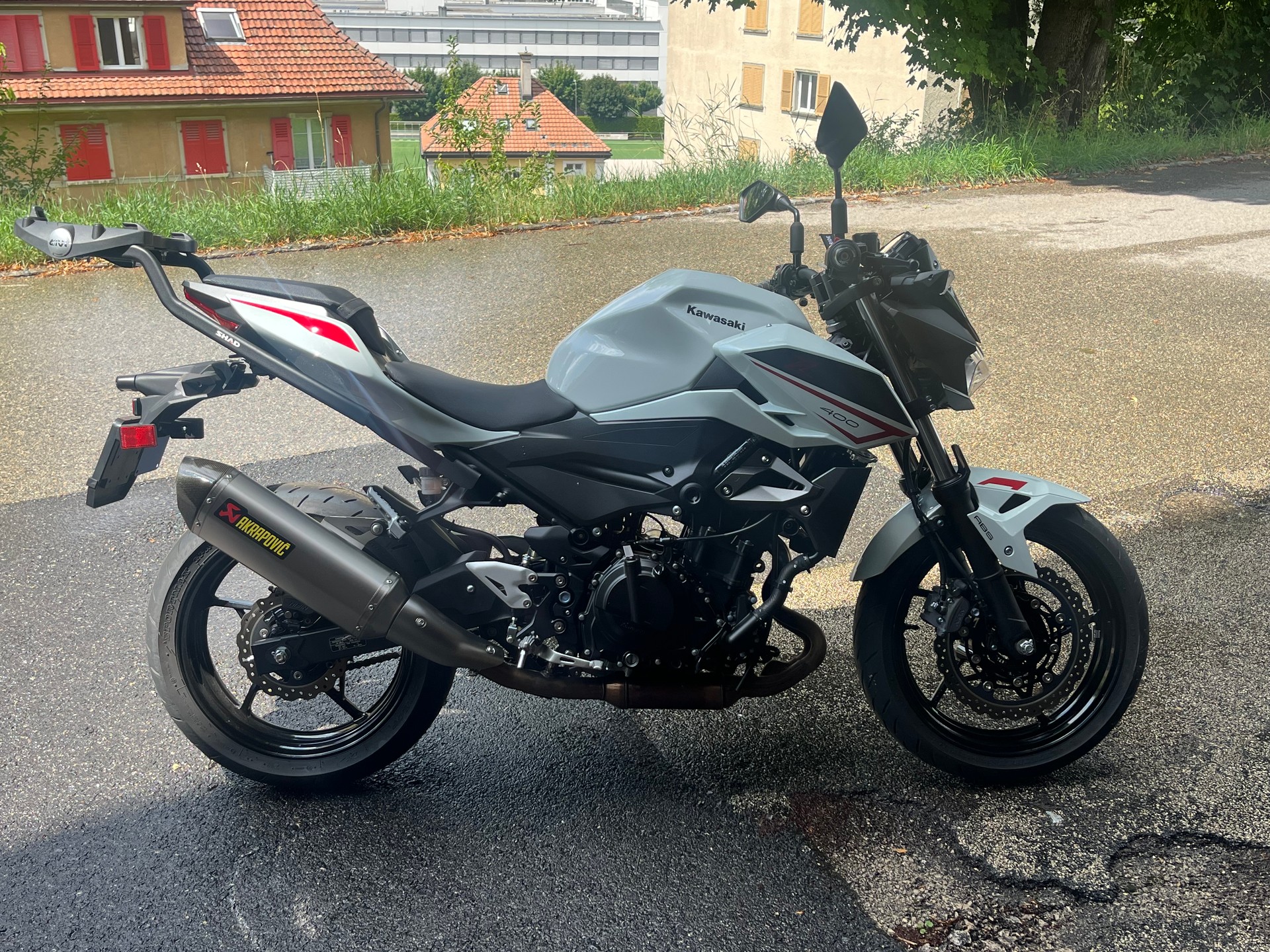 KAWASAKI Z 400-image-1