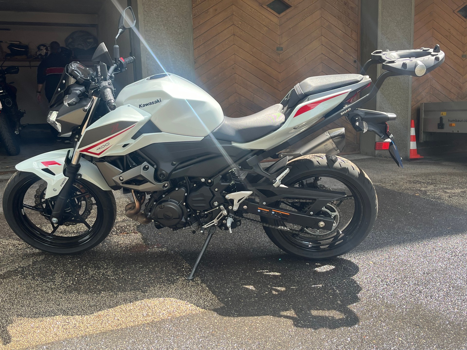 KAWASAKI Z 400-image-0