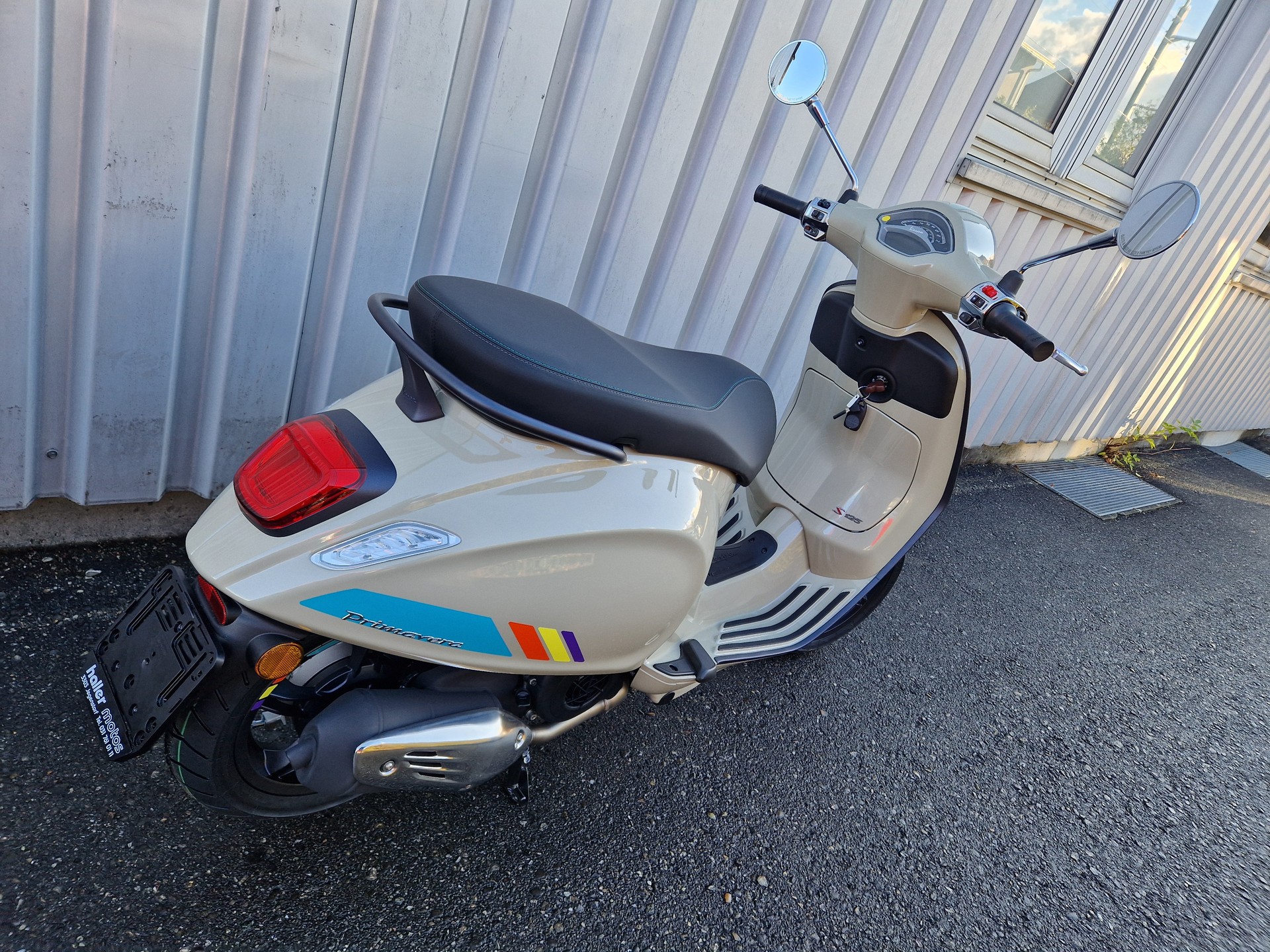PIAGGIO Vespa 125 Primavera Sport ABS-showroom-element-3