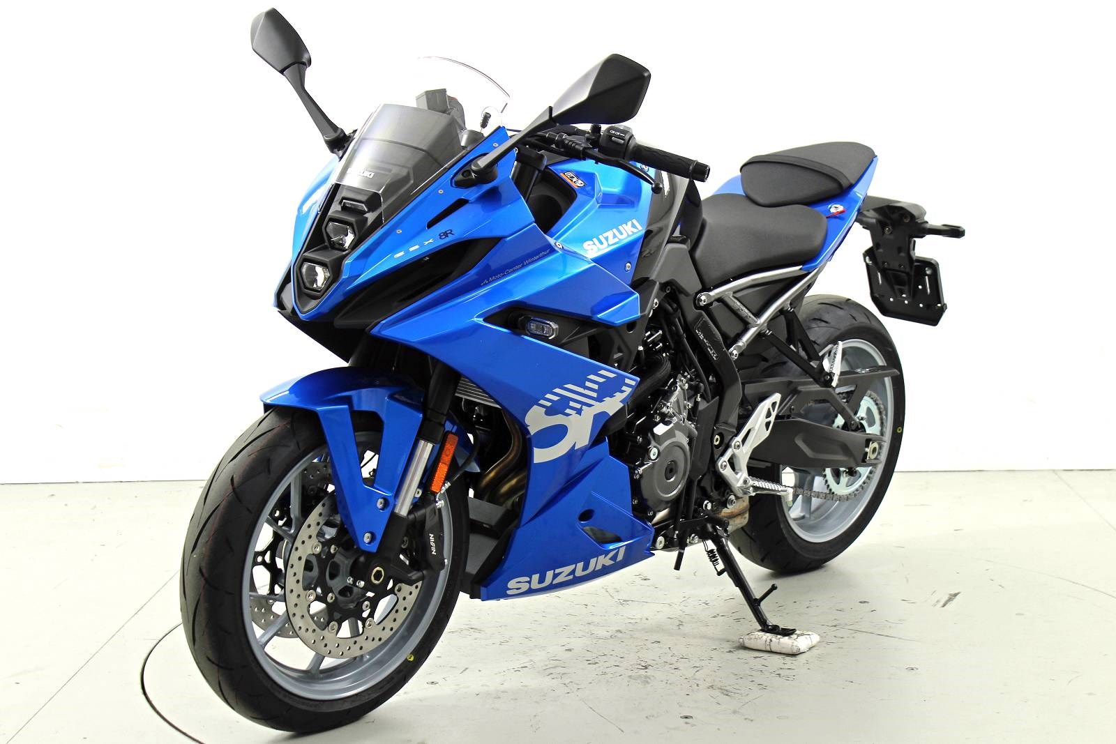 SUZUKI GSX-8R ABS-showroom-element-2