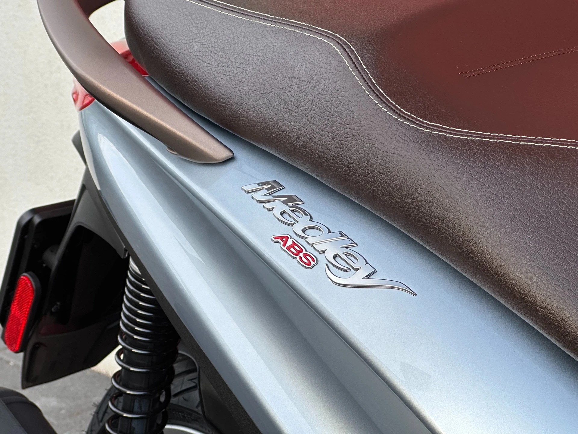 PIAGGIO Medley 125-showroom-element-3