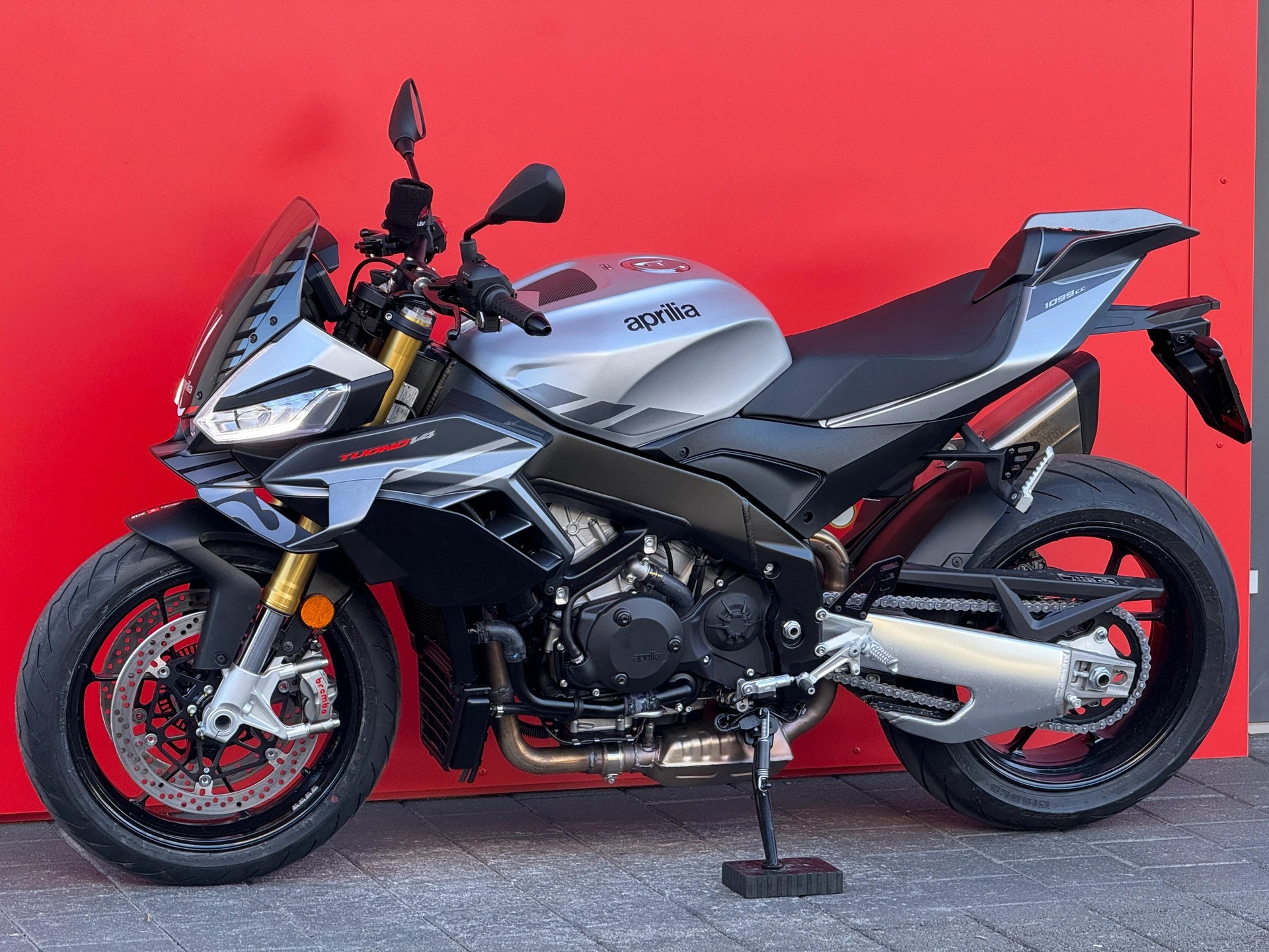 APRILIA Tuono V4 1100-image-5