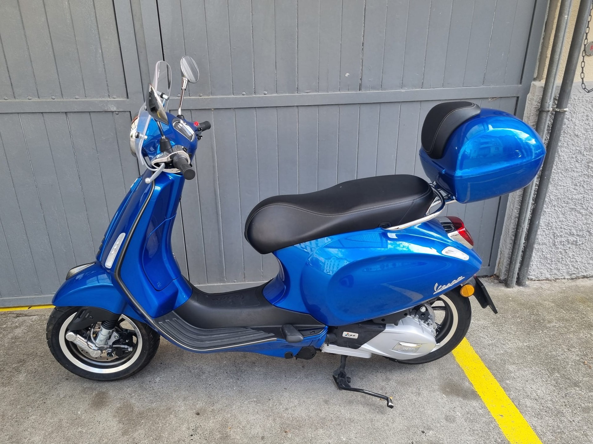 PIAGGIO Vespa 125 Primavera Sport ABS-image-1