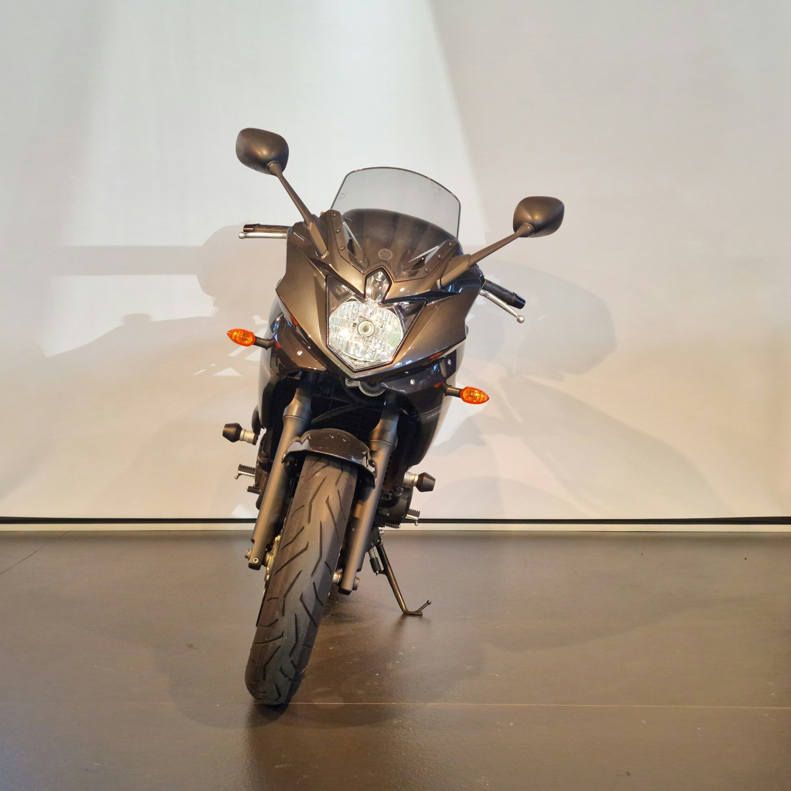 YAMAHA XJ 6 N ABS-image-3