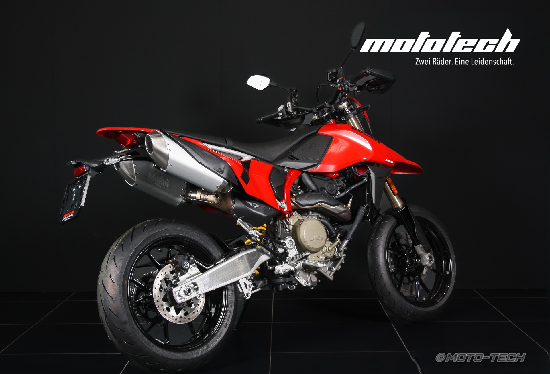 DUCATI Hypermotard 698 Mono (35kW)-showroom-element-2
