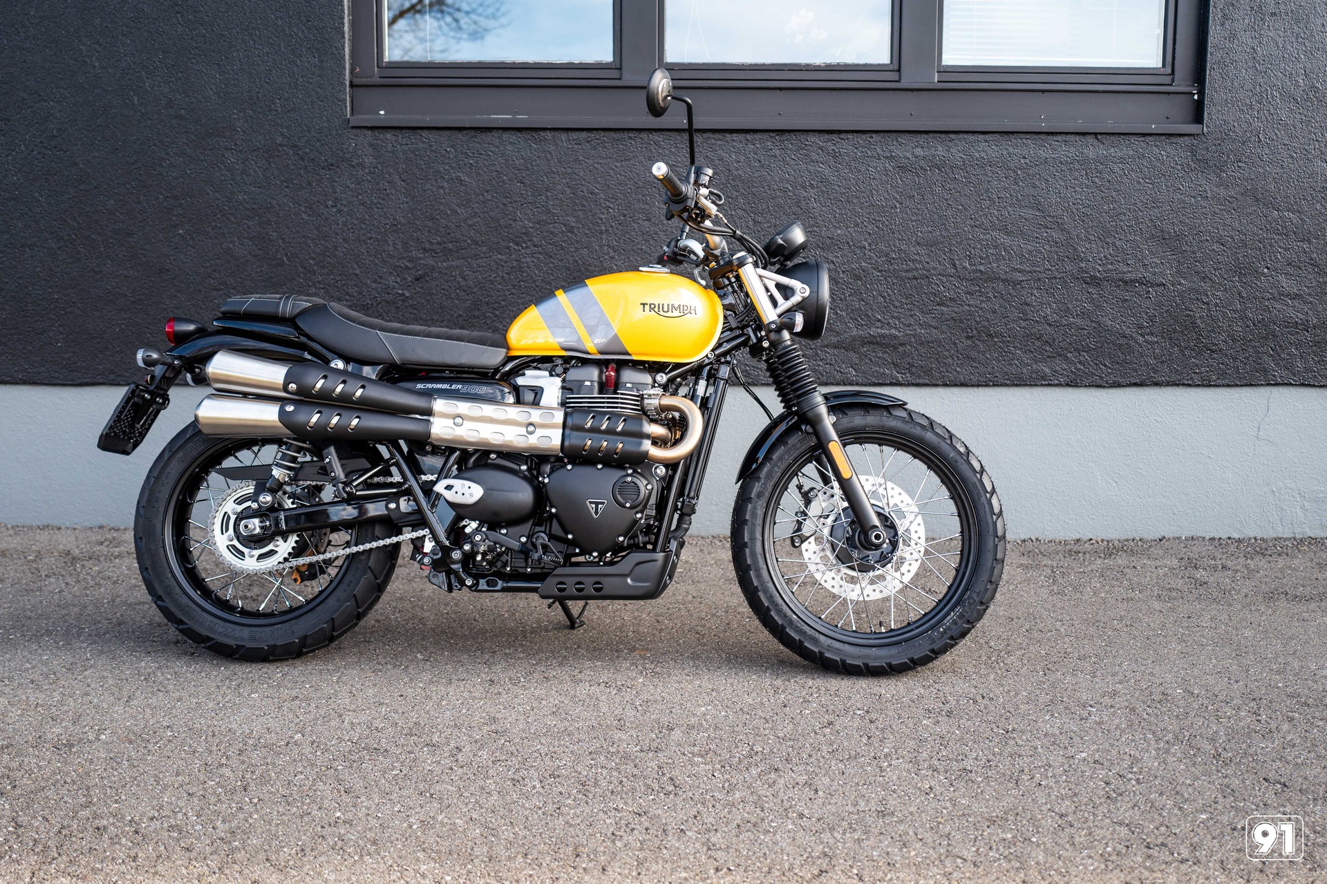 TRIUMPH Street Scrambler 900