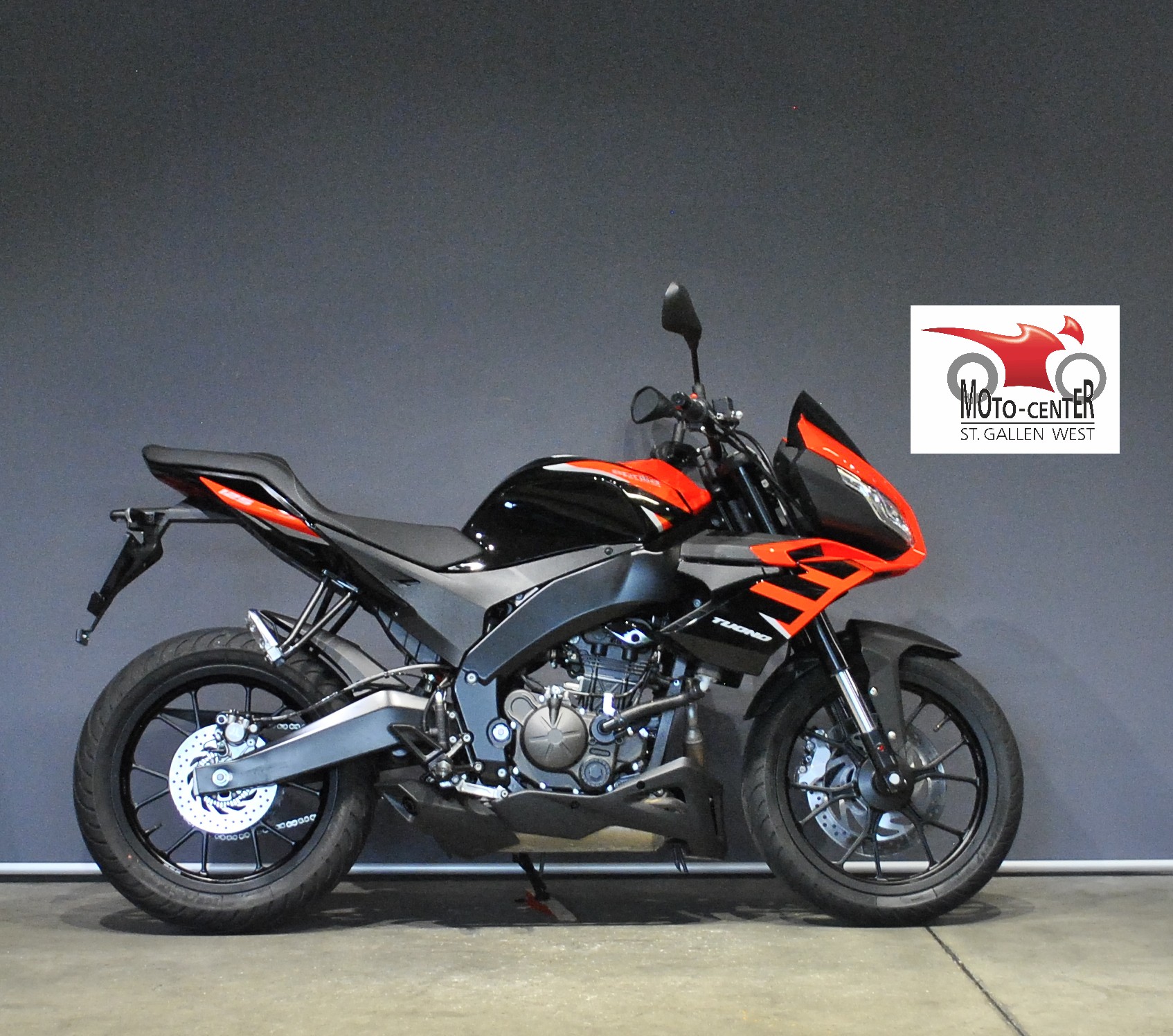 APRILIA Tuono 125-showroom-element-1
