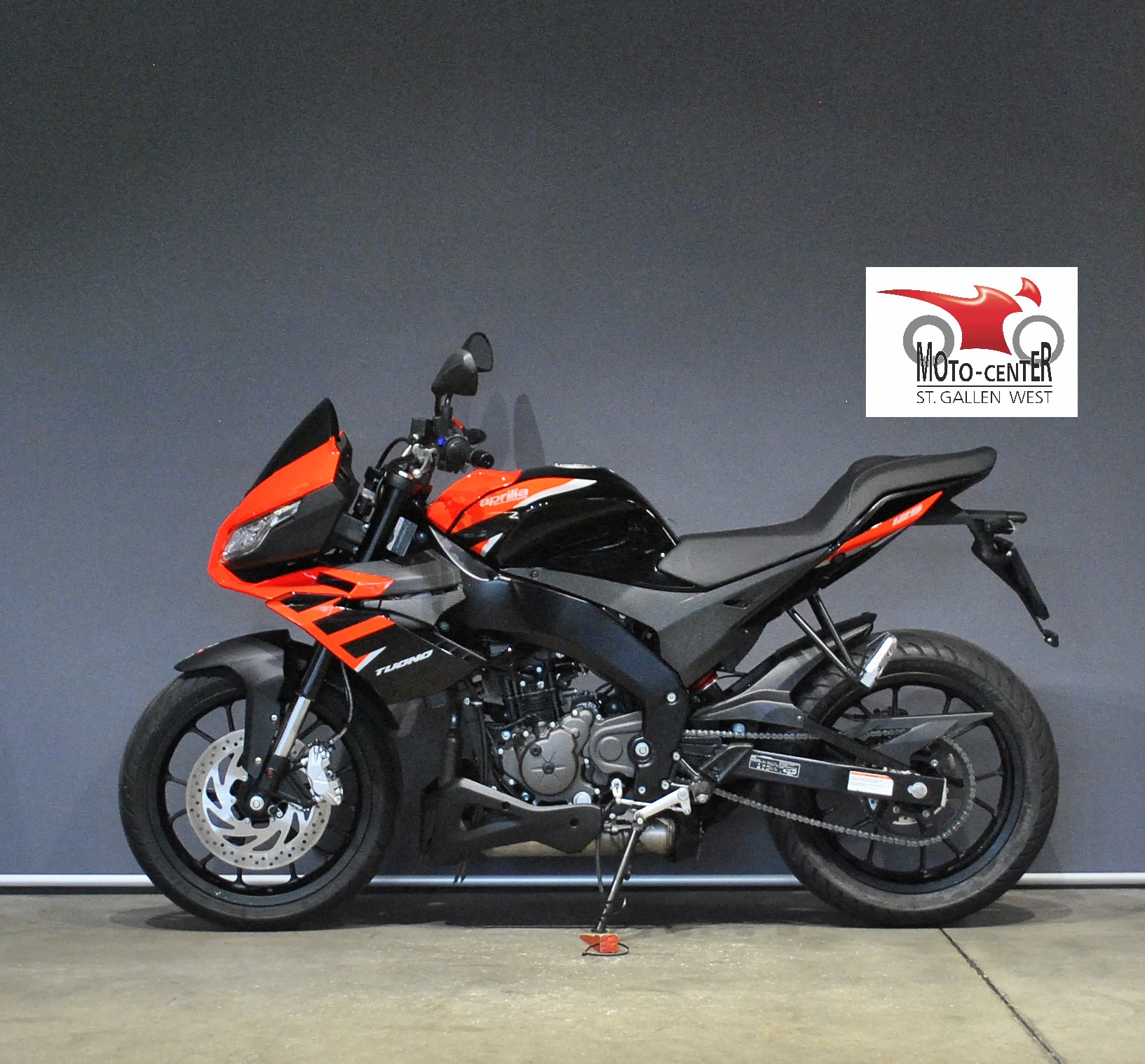 APRILIA Tuono 125-showroom-element-2