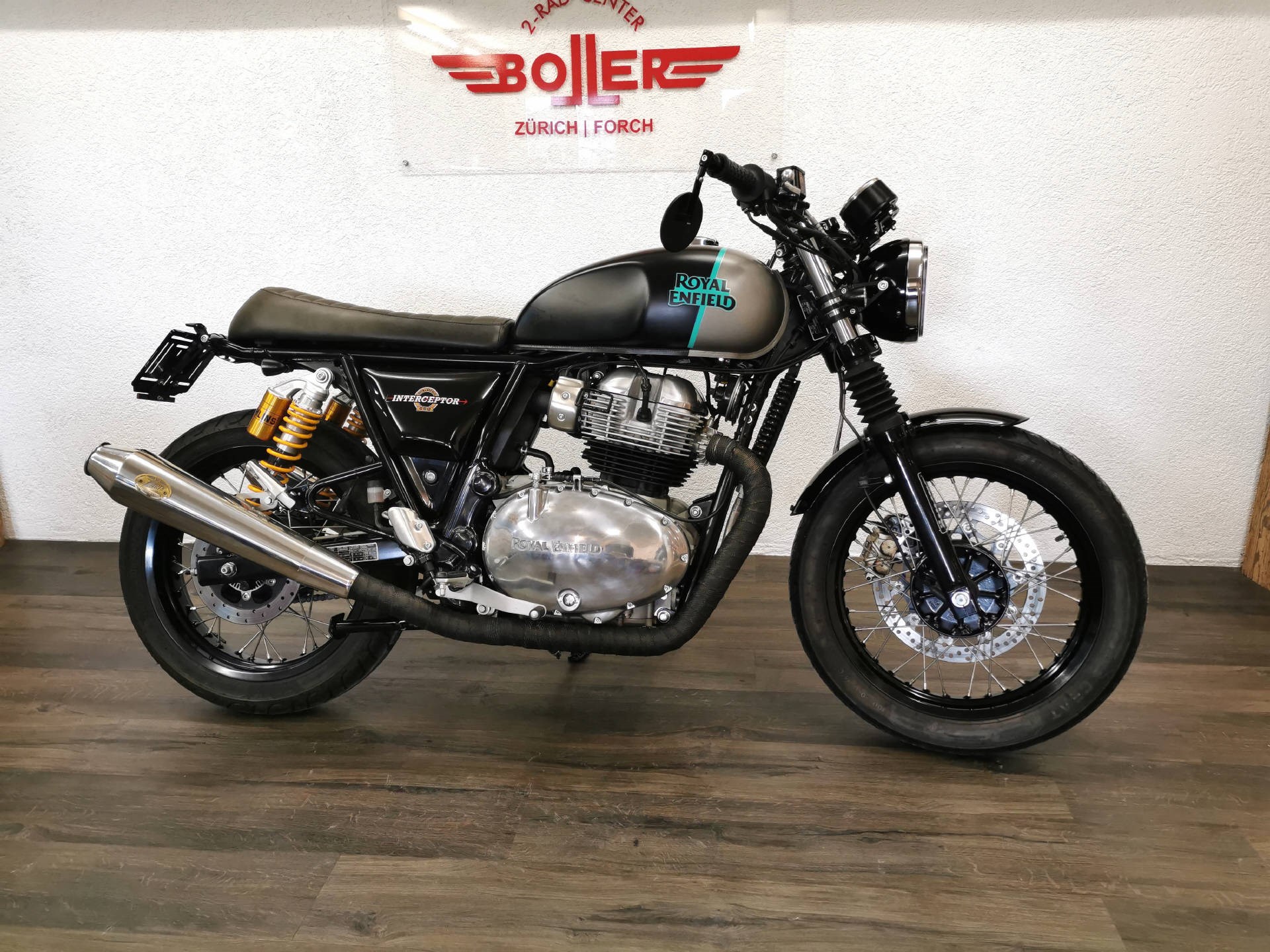 ROYAL ENFIELD INTERCEPTOR 650